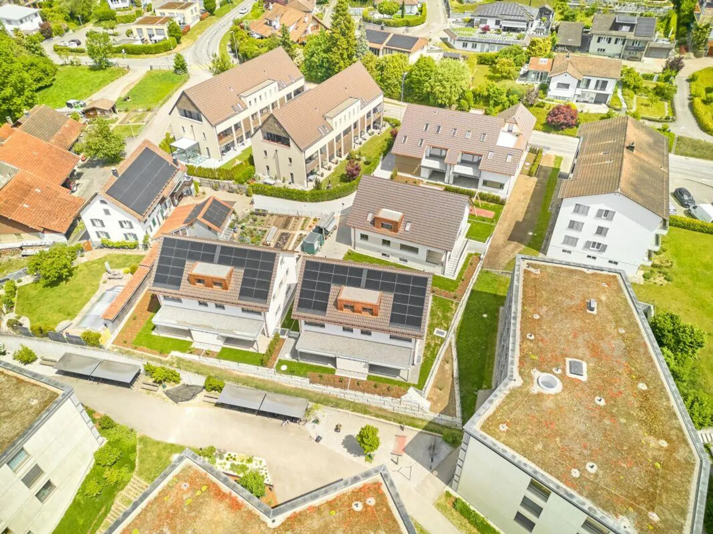 Maison double de 6 1/2 pièces avec surface de terrain utilisable - Photo 11 sur 14
