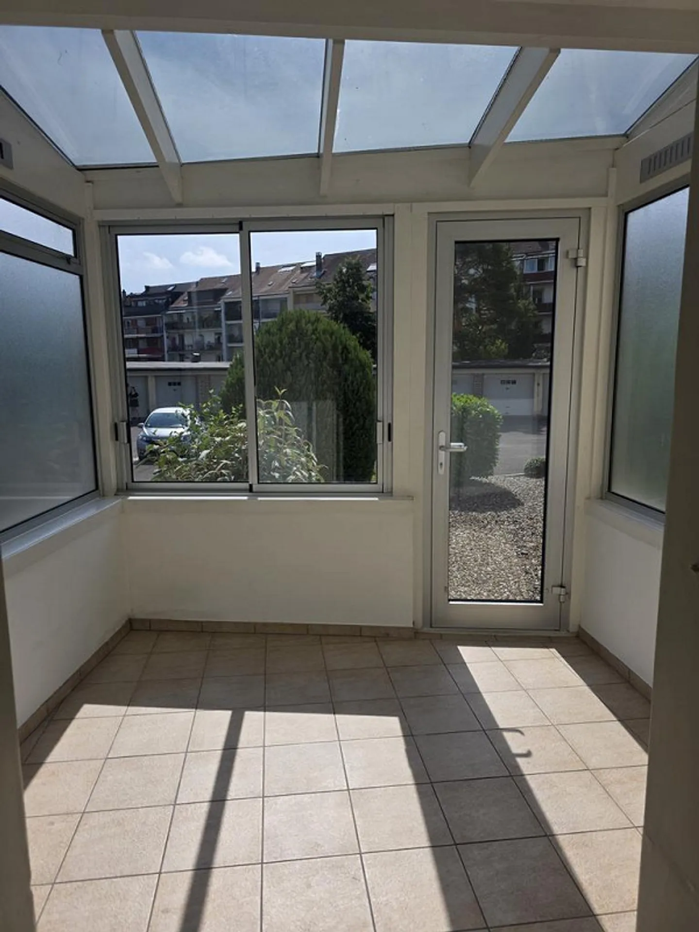 Attractive 2-room apartment with winter garden - Photo 5 of 12
