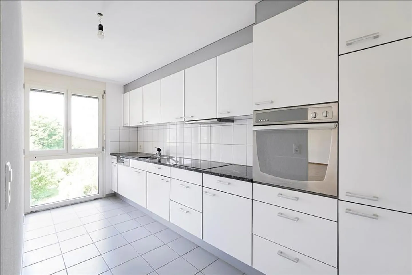 Modern apartment in a well-kept environment - Photo 3 of 6