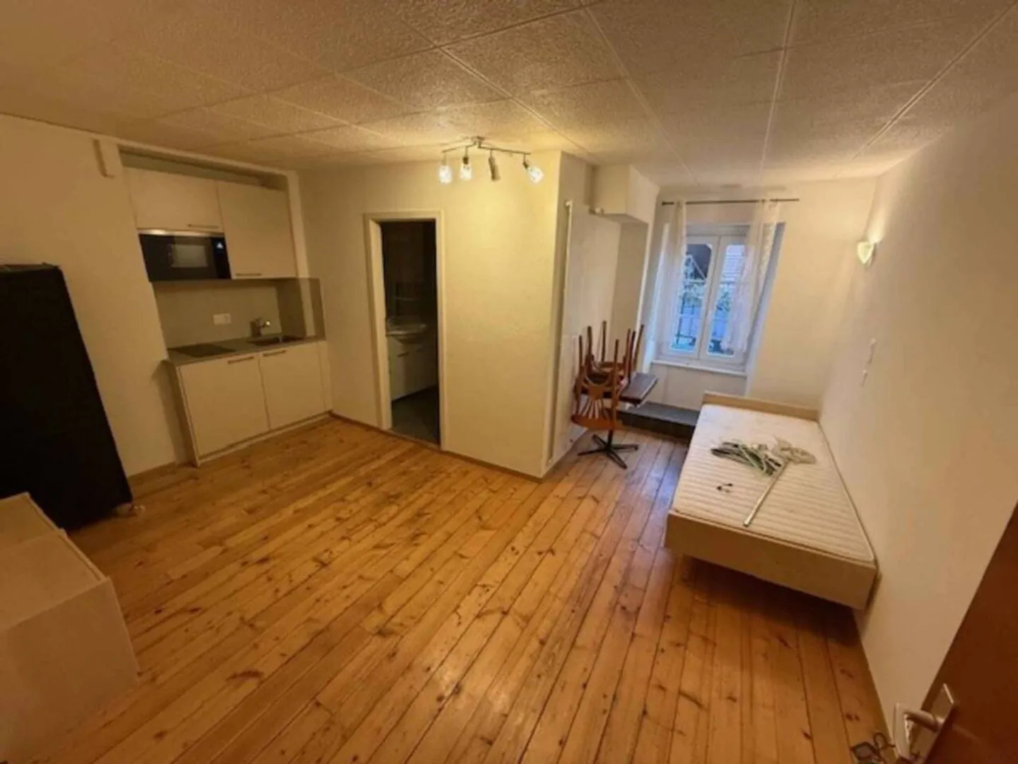 Apartment for rent - Photo 1 of 2