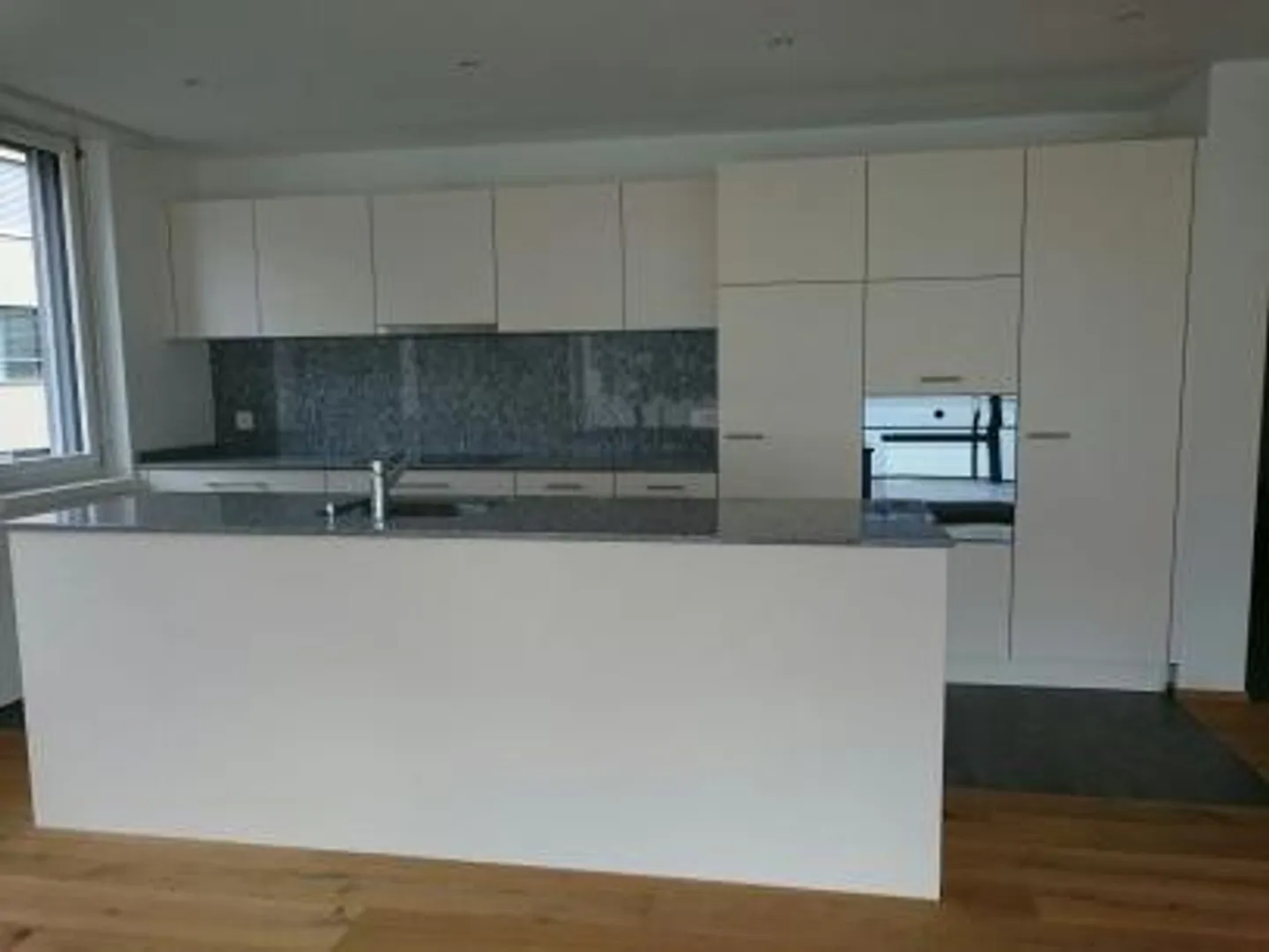 schöne, moderne Wohnung - Photo 1 sur 6