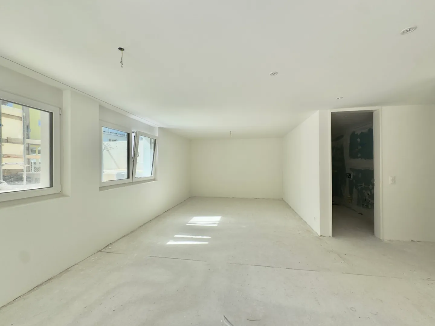 Light-flooded ground floor apartment with garden, excellent location - Photo 5 of 11
