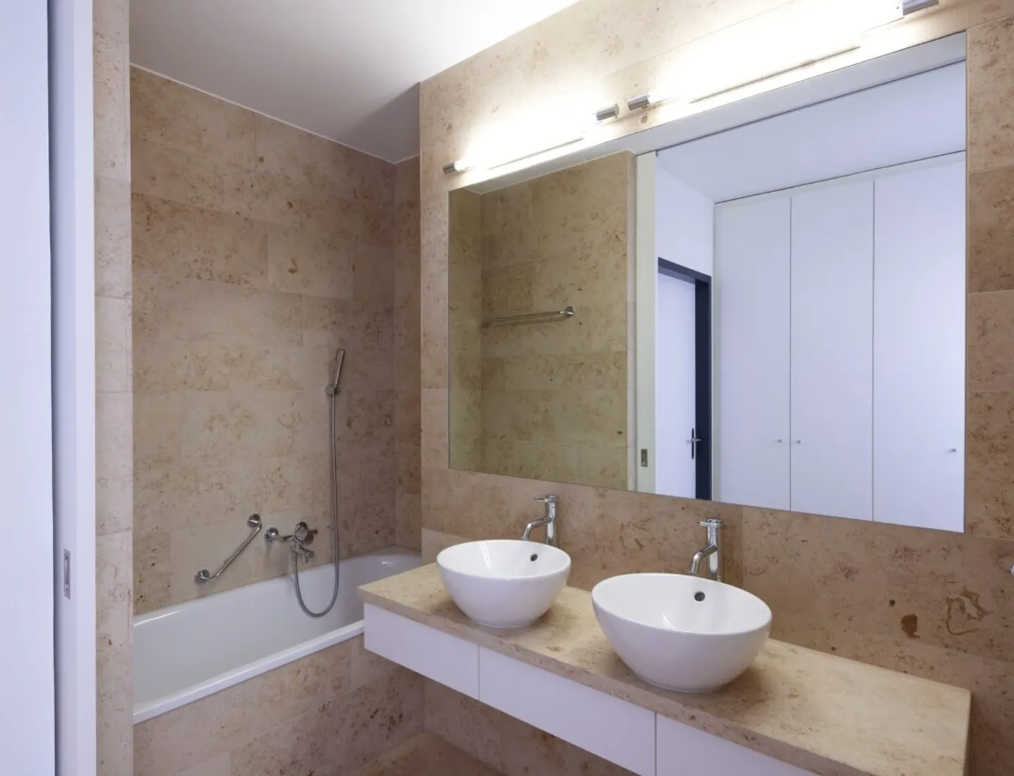 Appartement 4.5 pièces - Photo 5 sur 7