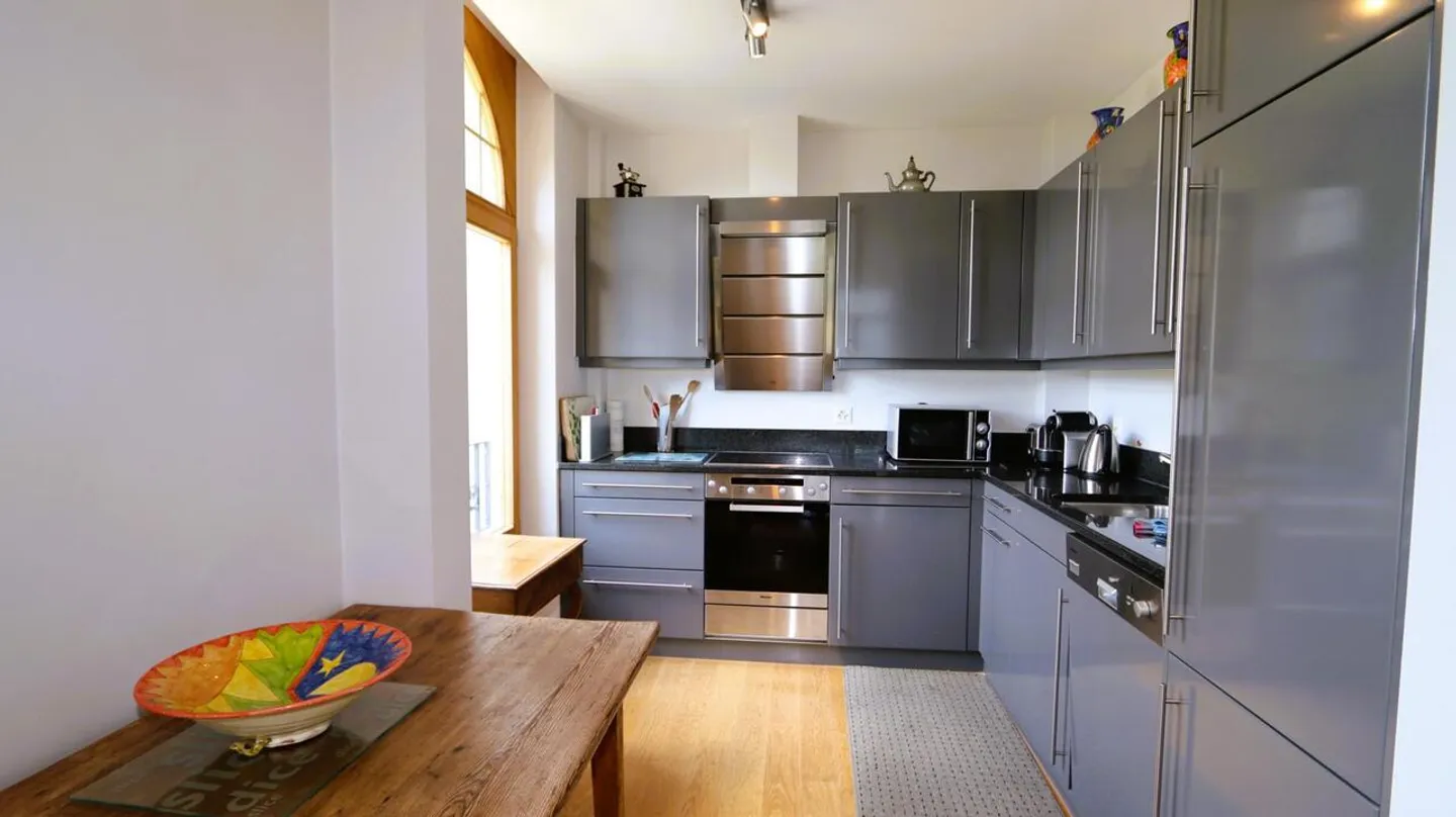 Magnificent 3.5 Room Apartment in a Historic Alpine Residence - Photo 5 of 20