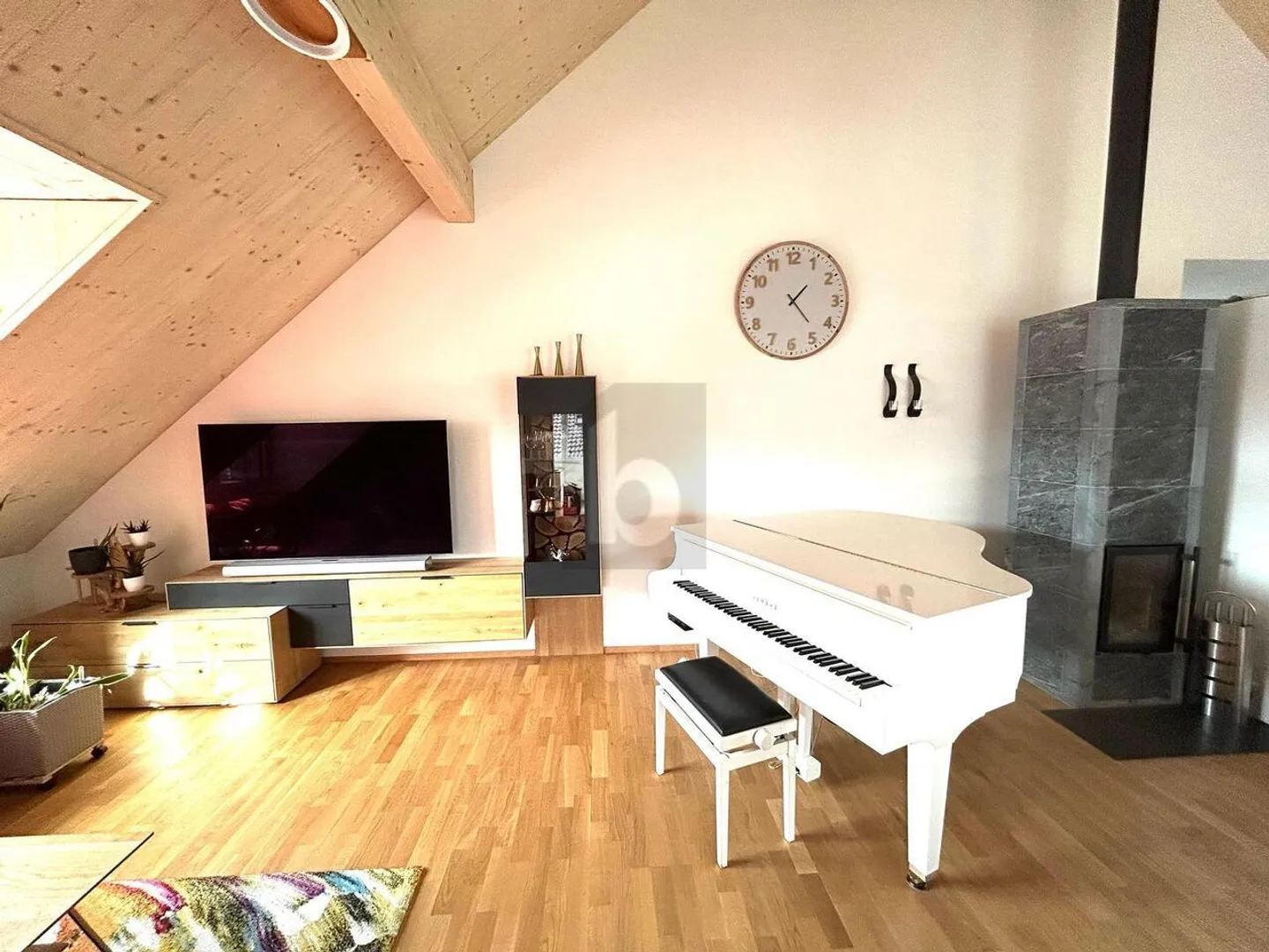 Stilvolle Attika mit Schallschutz - Foto 4 von 6