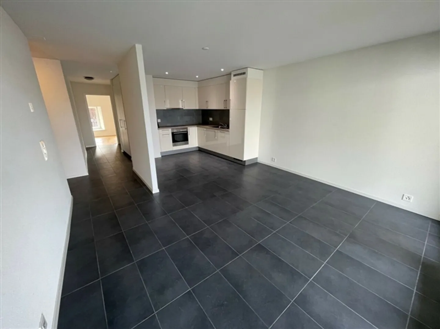 2.5-room apartment on the first floor - Photo 7 of 10