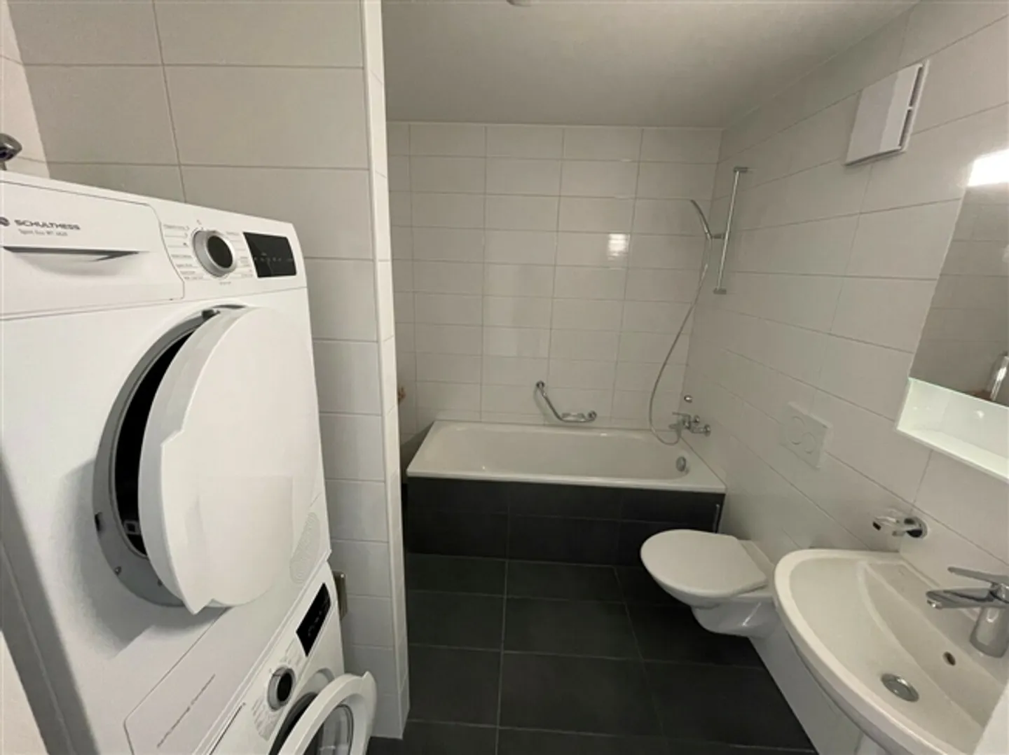 2.5-room apartment on the first floor - Photo 8 of 10