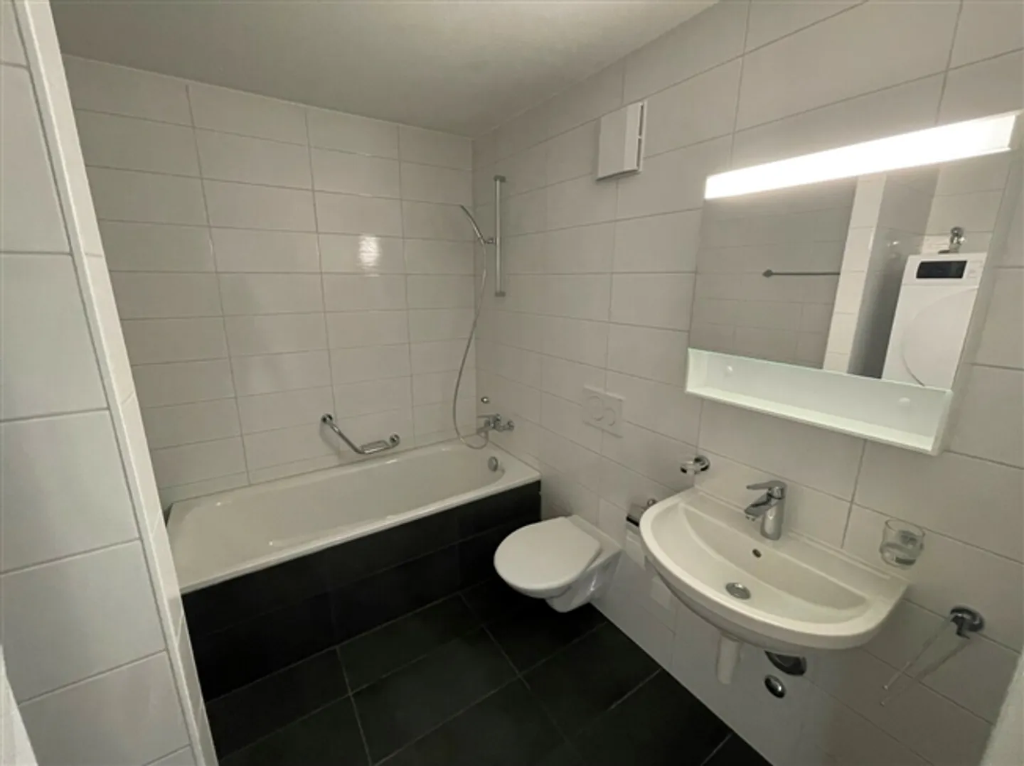 2.5-room apartment on the first floor - Photo 9 of 10