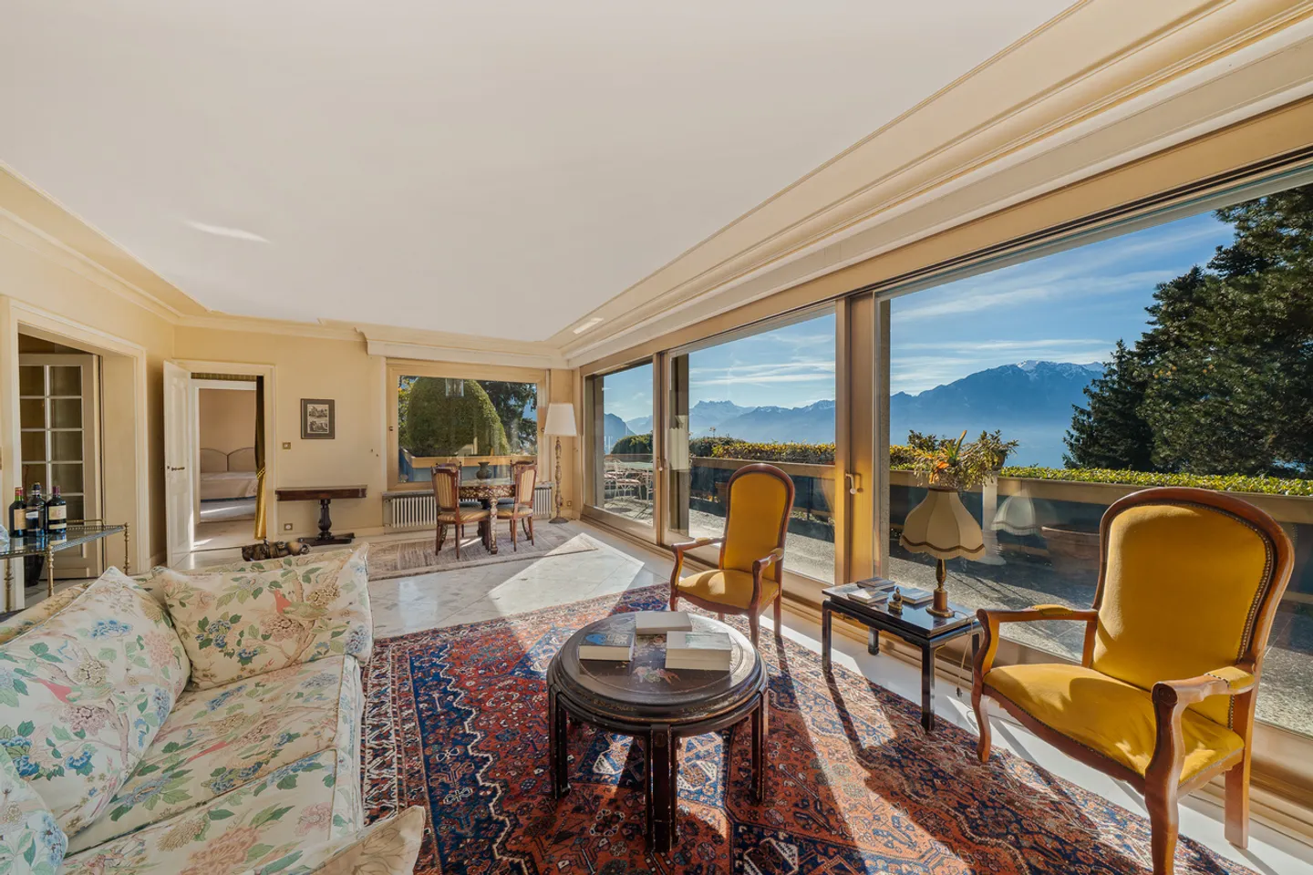 Villa Charmante avec Vue Lac - Photo 4 sur 12