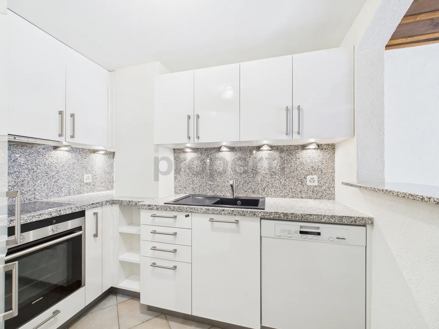 Appartement 4 pièces dans le Totengässlein historique au cœur de la vieille ville de Bâle - Photo 7 sur 12