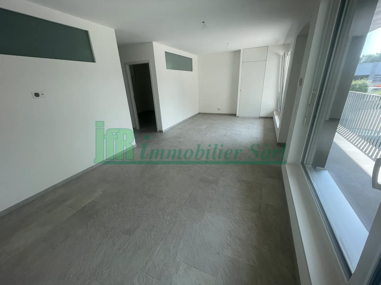 Office for rent in Echandens - Photo 2 of 8