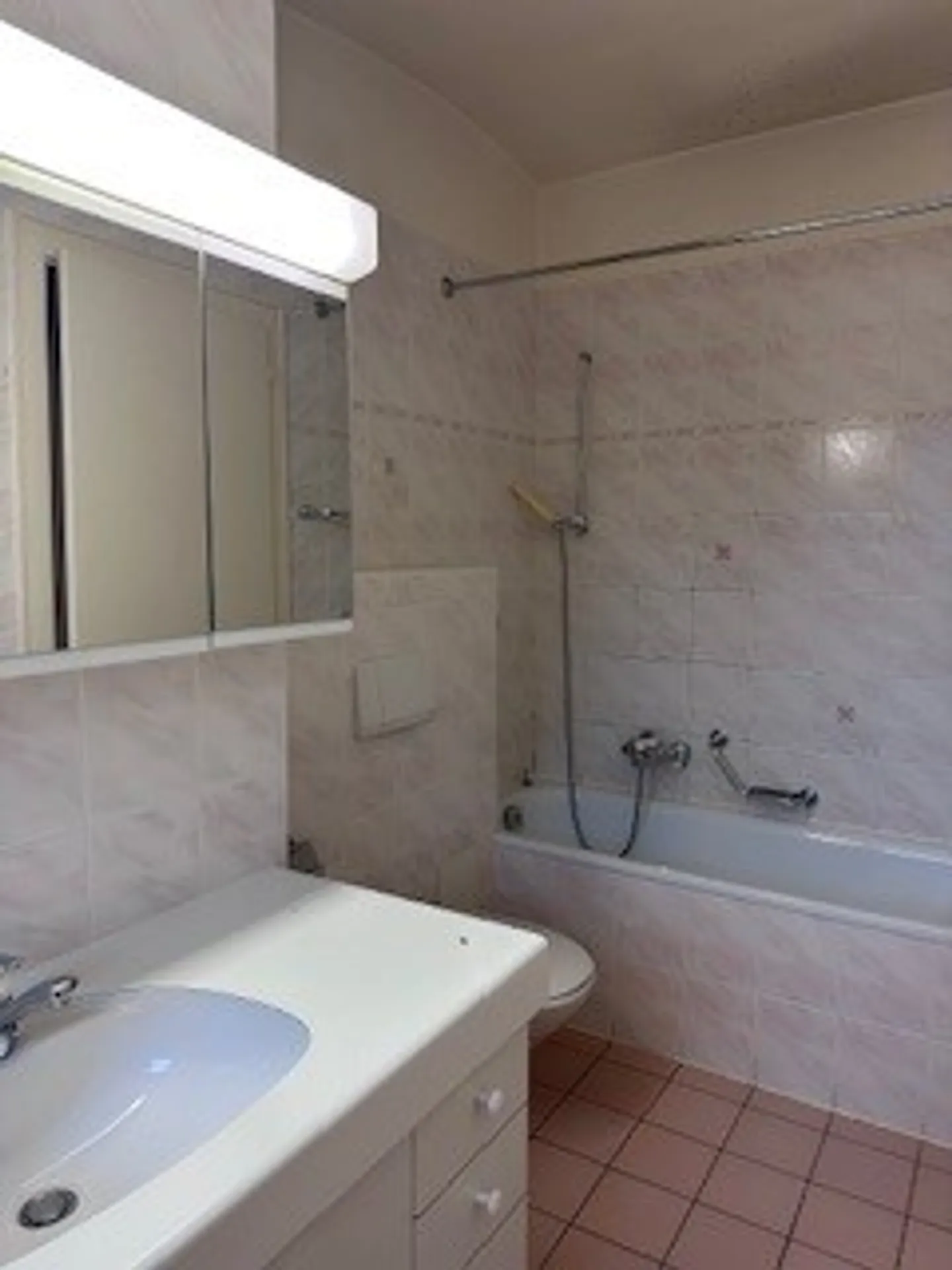 Duplex spazioso con balconi - Foto 5 di 9