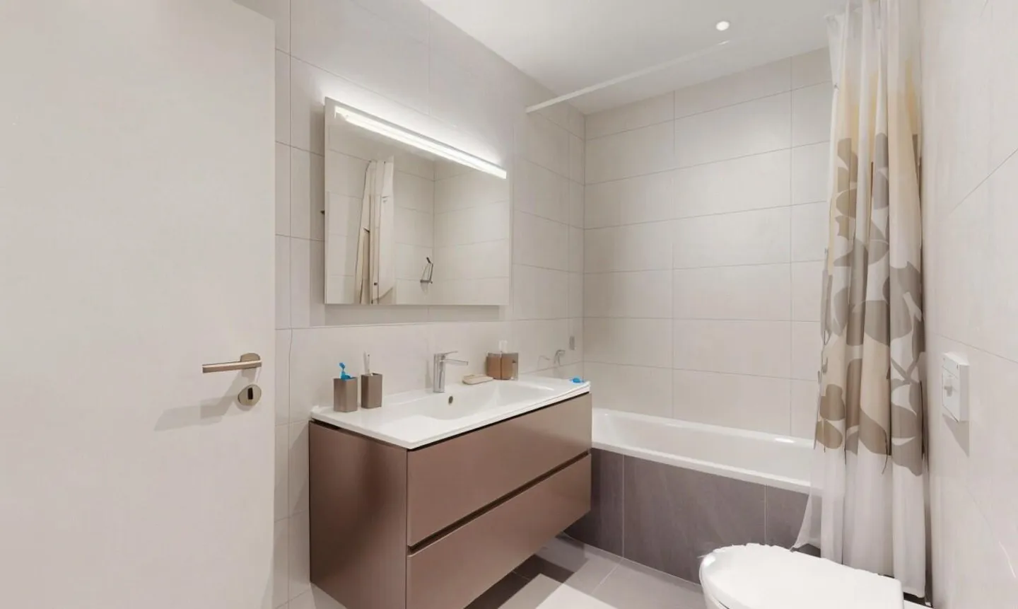 Cornice eccezionale: duplex recente aperto sulla natura - Foto 10 di 11