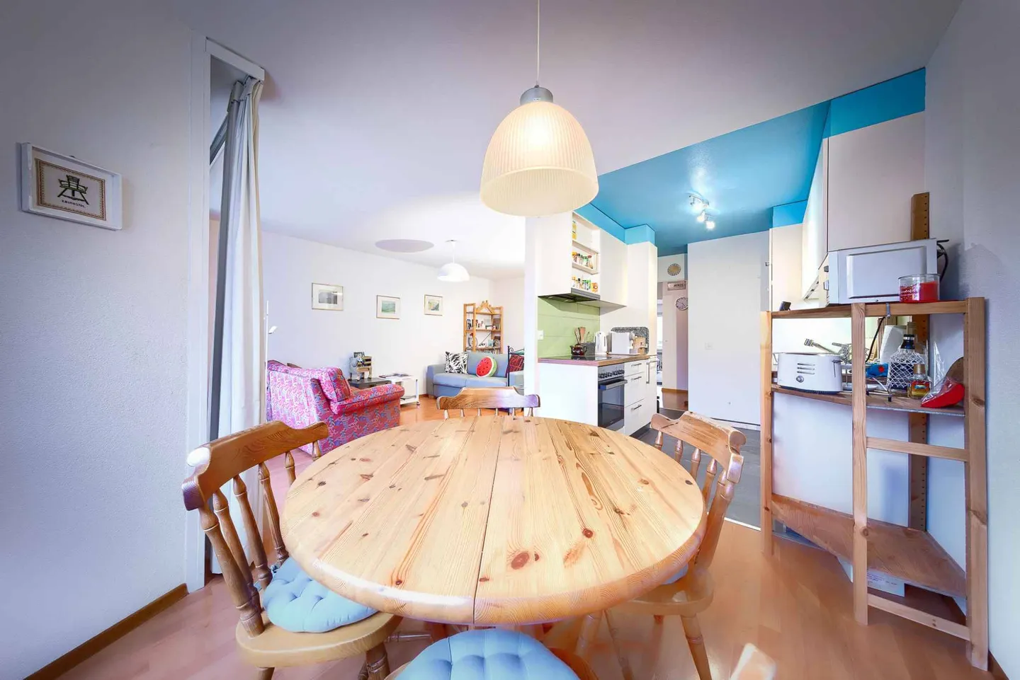 Appartement spacieux avec balcon - Photo 5 sur 10