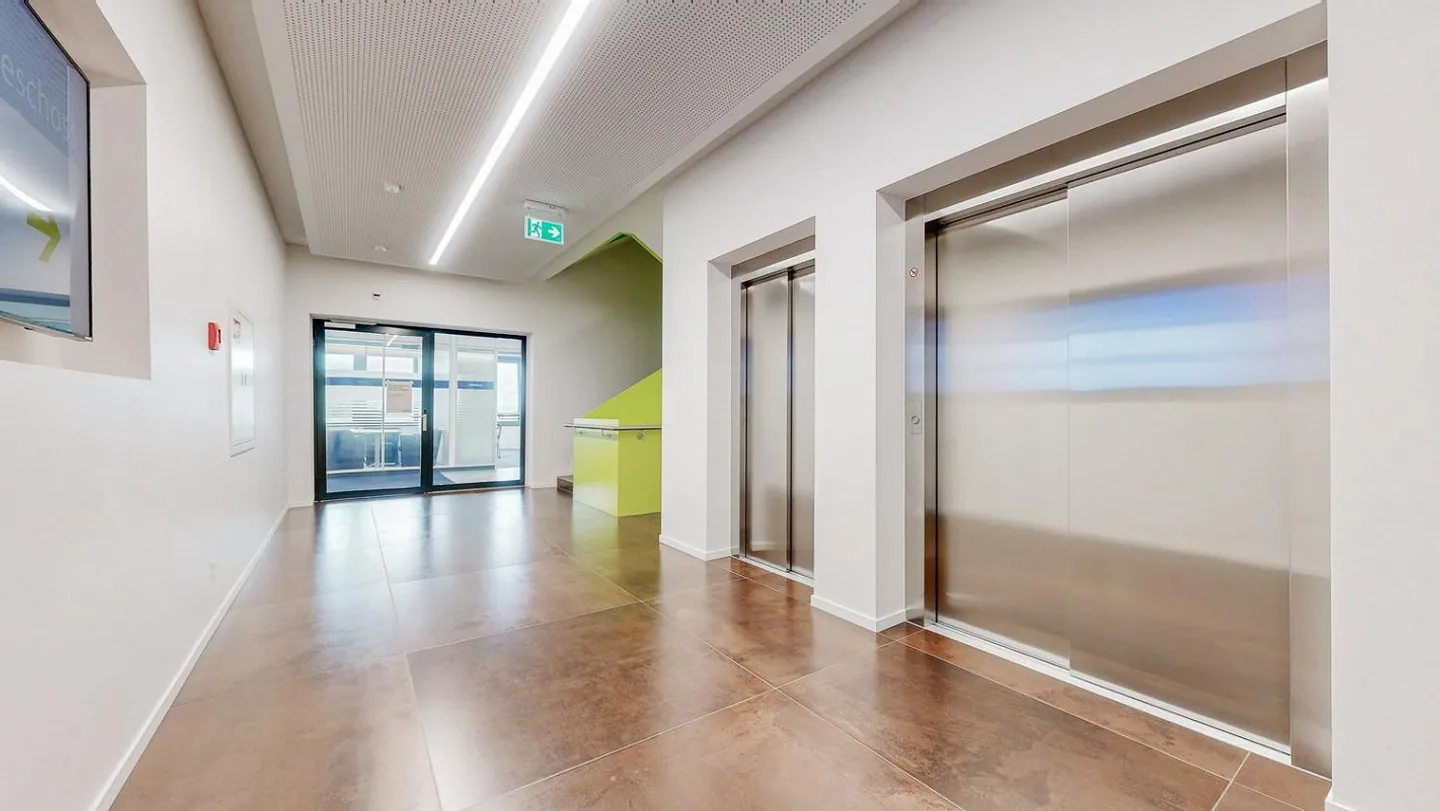 Bureau moderne et lumineux dans un emplacement central à Frauenfeld - Photo 7 sur 8