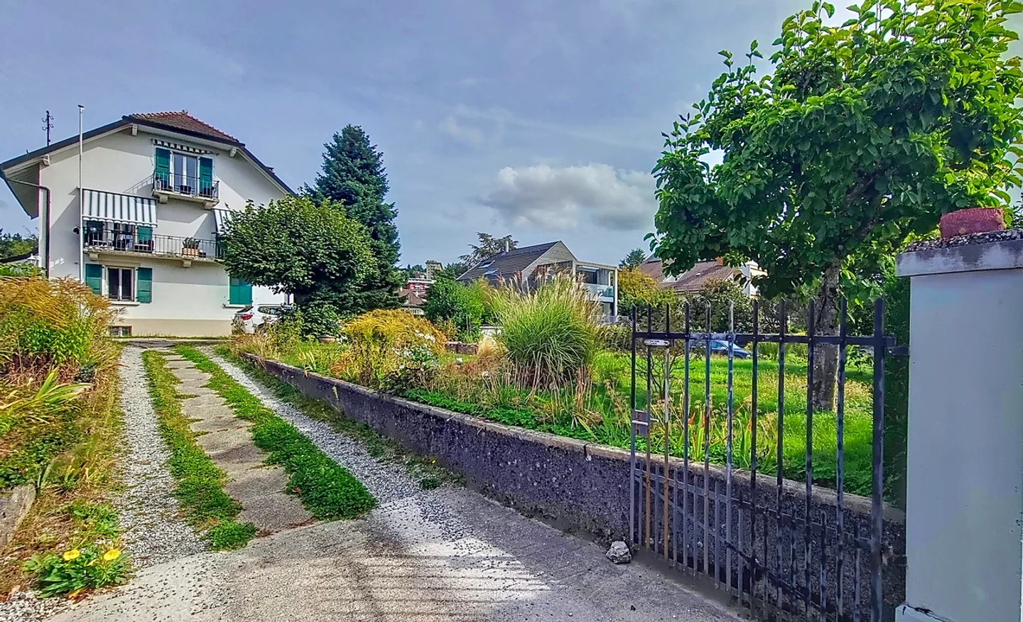 Appartamento 3,5 locali con vista sul lago e sulle Alpi a Prilly - Foto 2 di 3