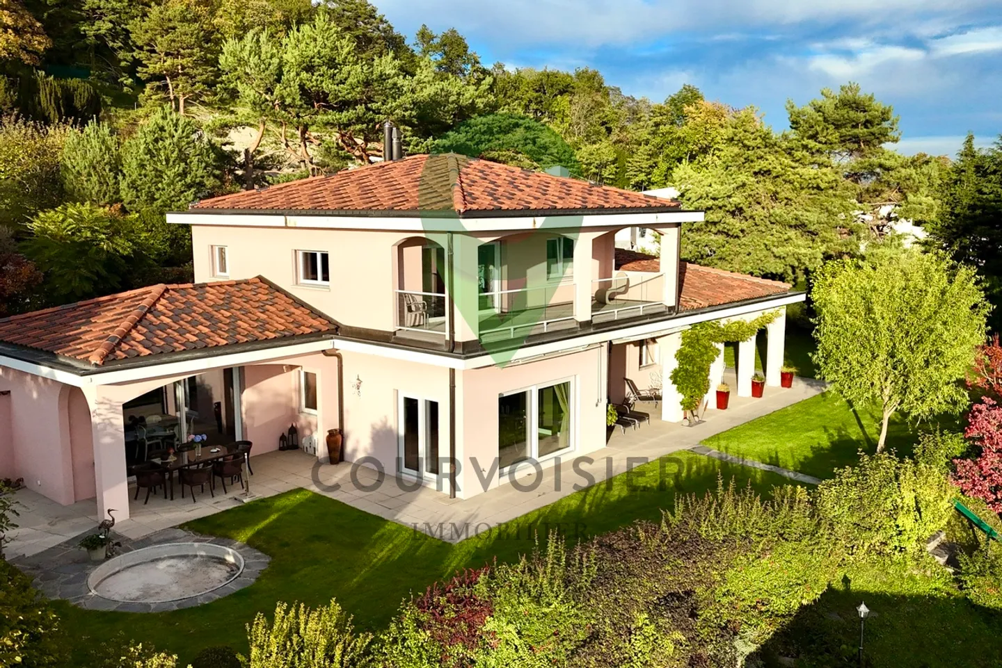 Prächtiges Anwesen mit Aussicht, Charme und Erweiterungspotenzial - Foto 10 von 11