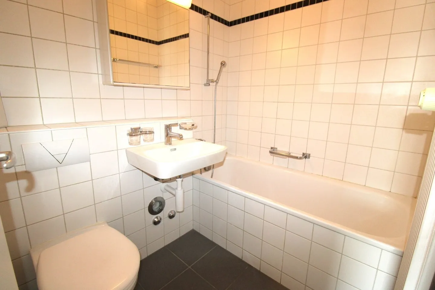 Appartement 3 pièces calme près des transports en commun et des commerces - Photo 5 sur 7
