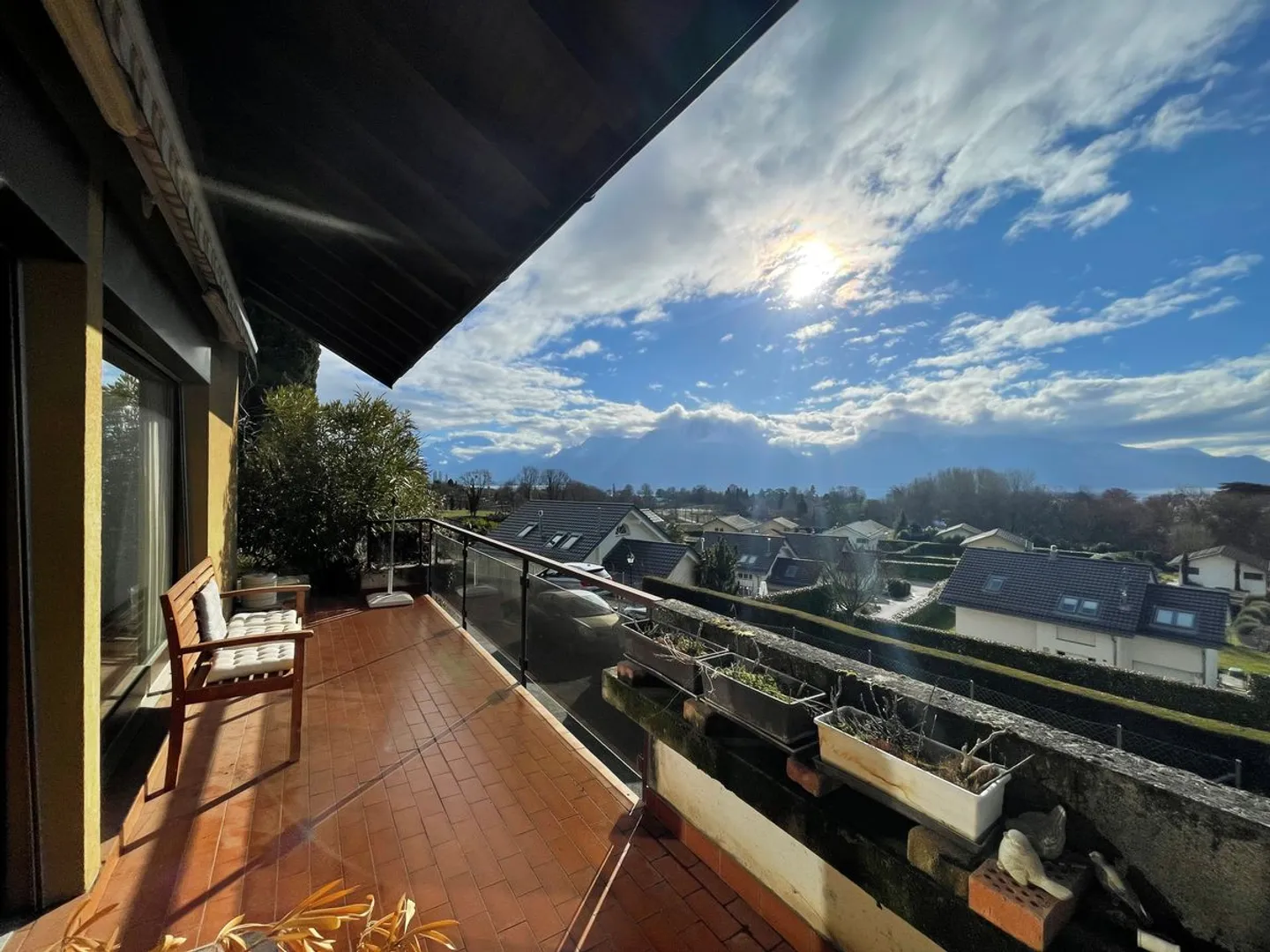 Incantevole Casa a Schiera con Vista Lago - Foto 6 di 13