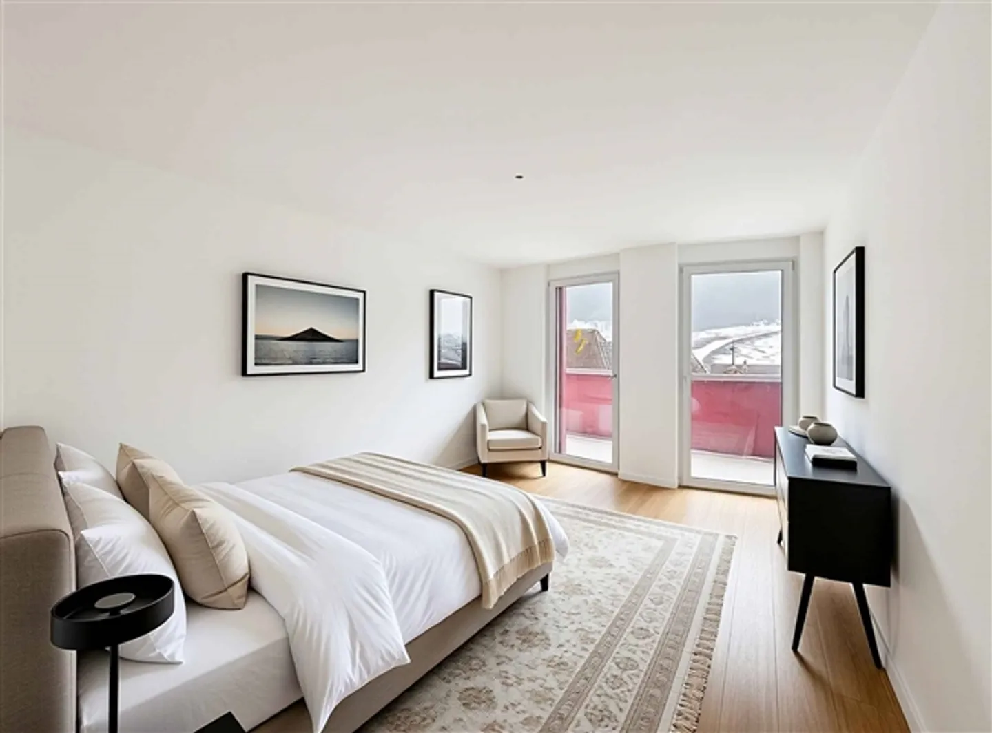 Elegant, contemporary penthouse with large terrace - Photo 4 of 10