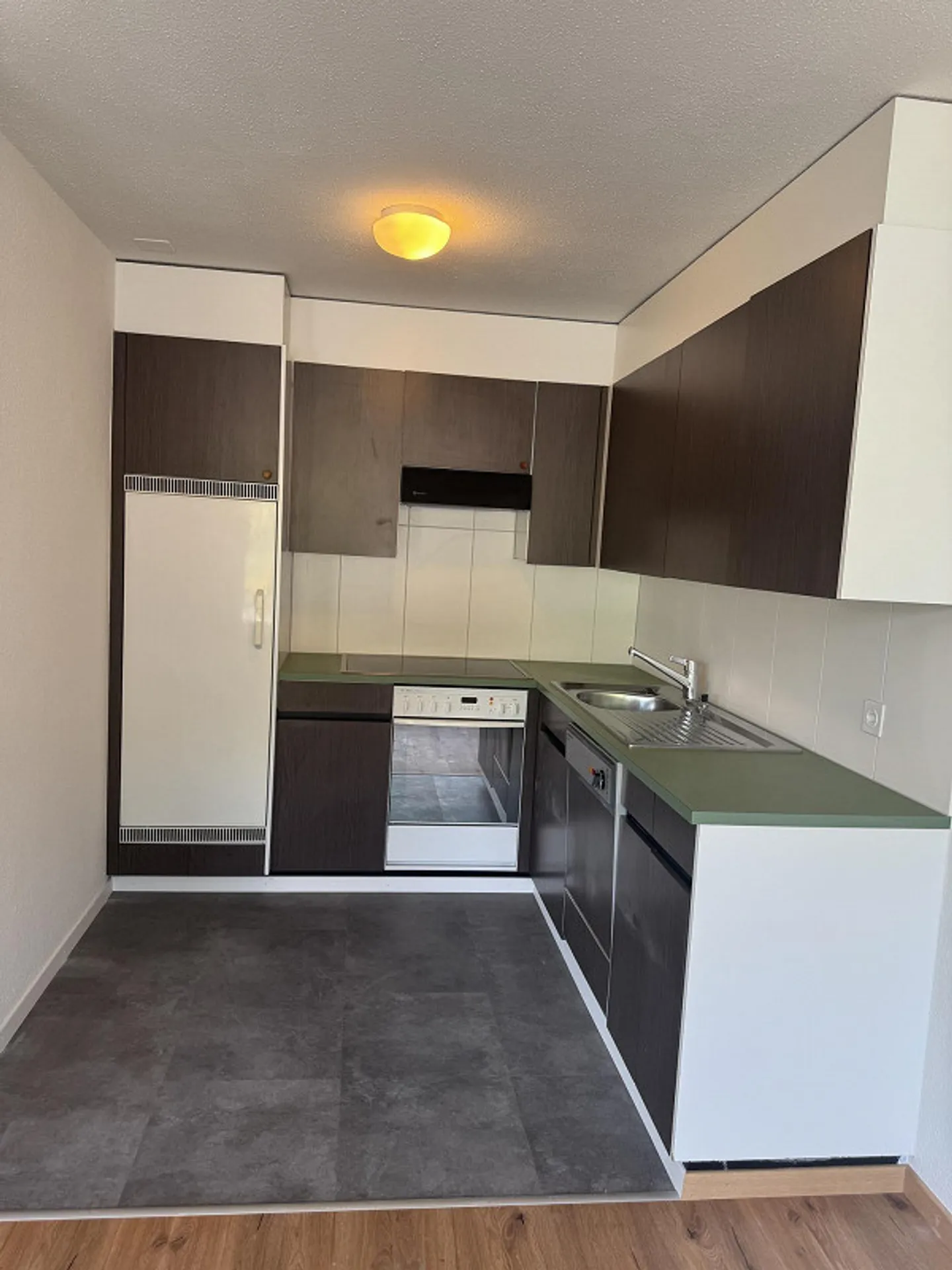 Charmante Wohnung mit Balkon - Foto 4 von 12