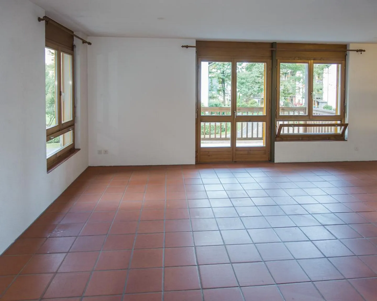 Helle 4.5-Zimmer-Wohnung mit Balkon und Garage in Schänis - Foto 9 di 9