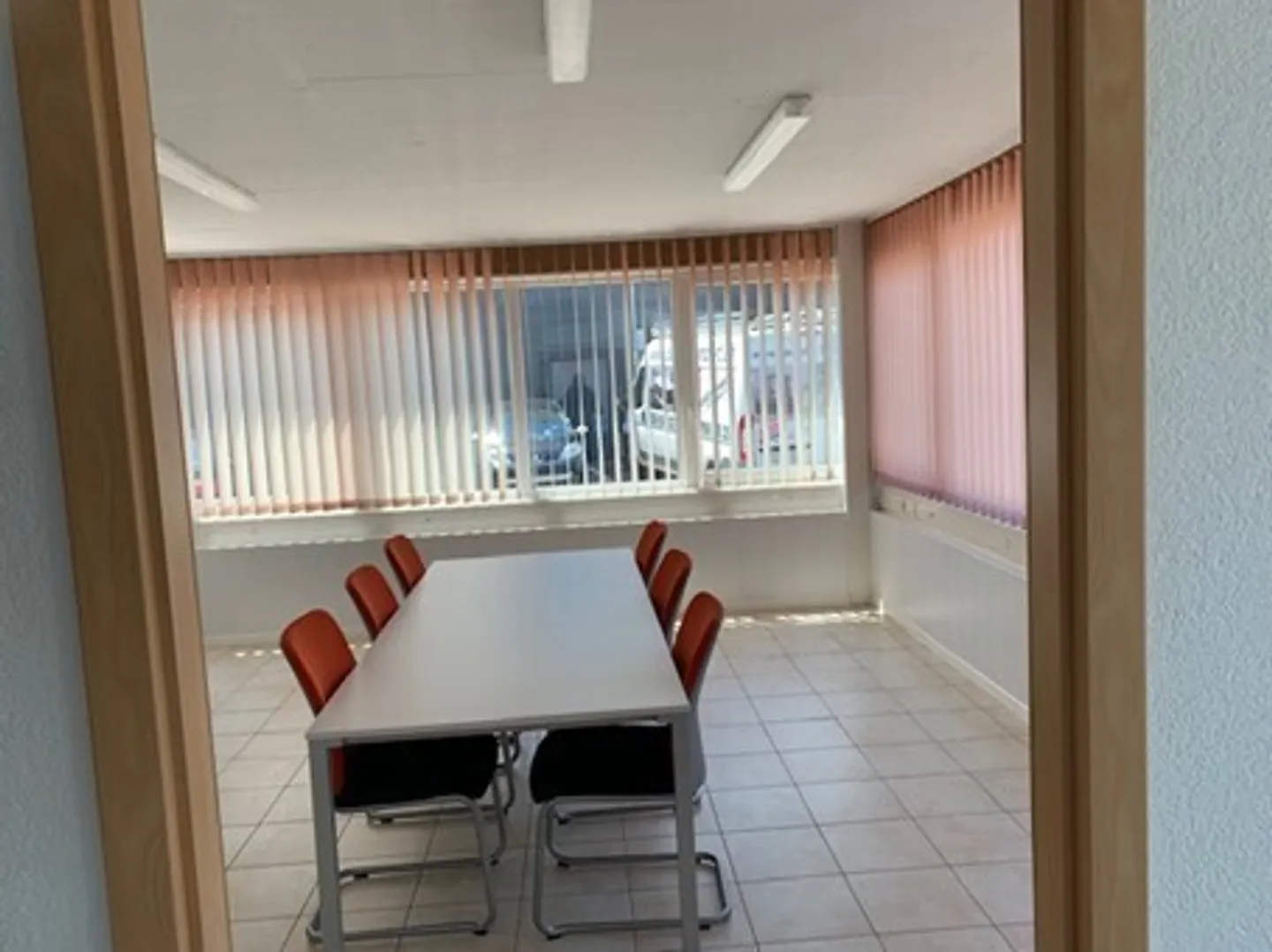 Estavayer-le-Lac For rent office offices of 60m2 divided into 2 rooms - Photo 5 of 6