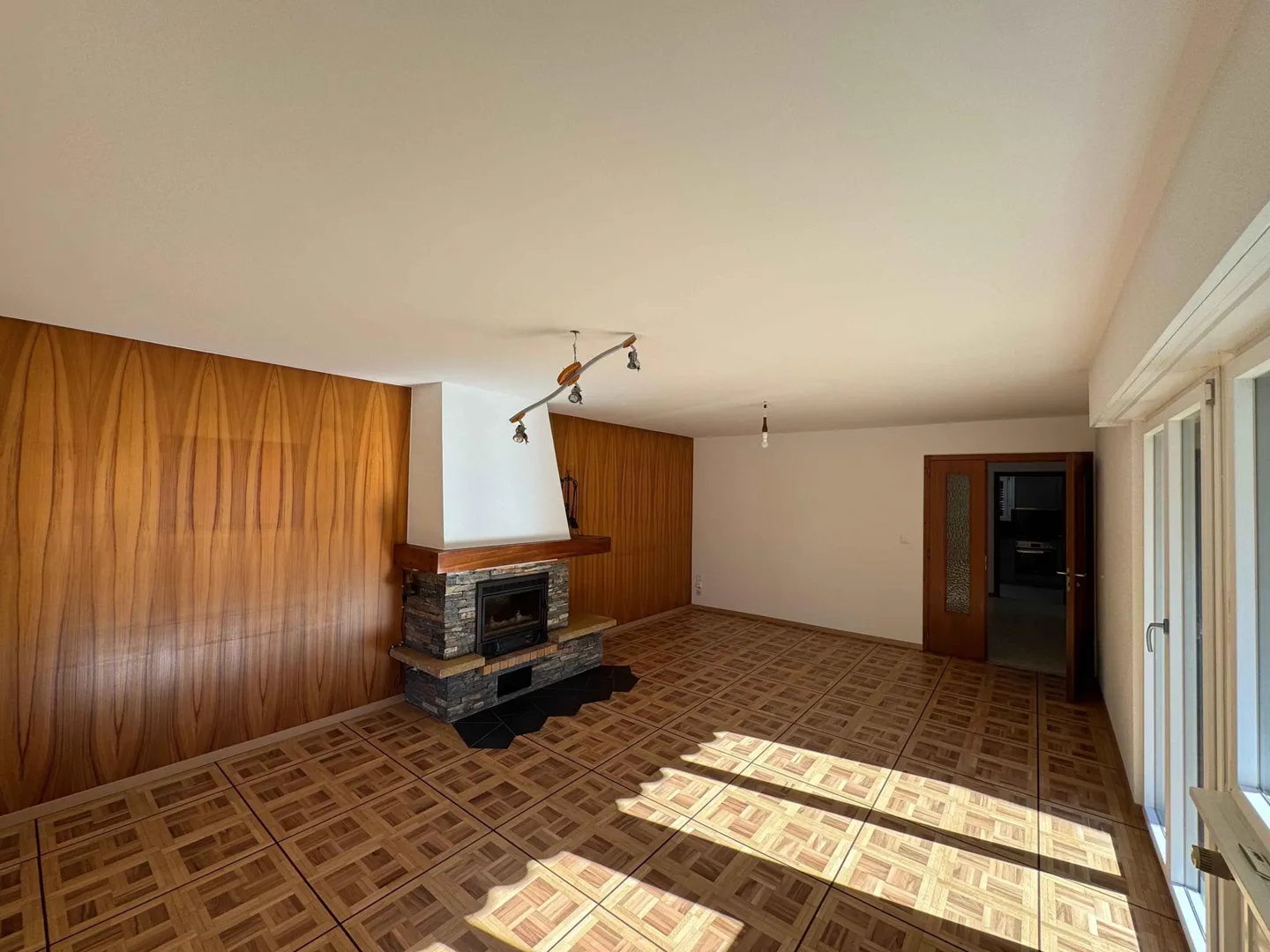 Villa for sale - Photo 3 of 19