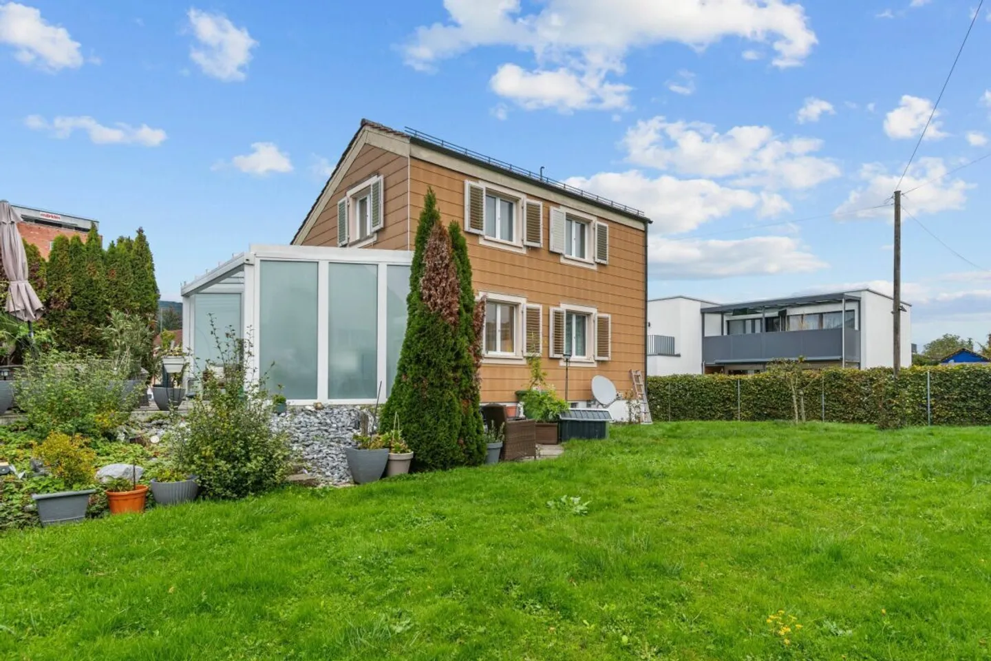 Freistehendes EFH mit Gartenparadies - Aarau Rohr - Foto 9 von 19