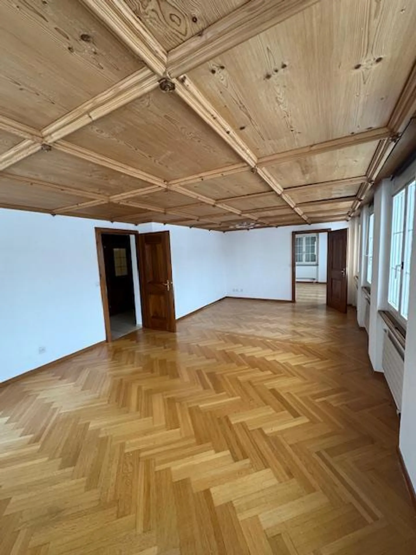 Bell'appartamento di 3,5 stanze al 1° piano - Foto 2 di 20