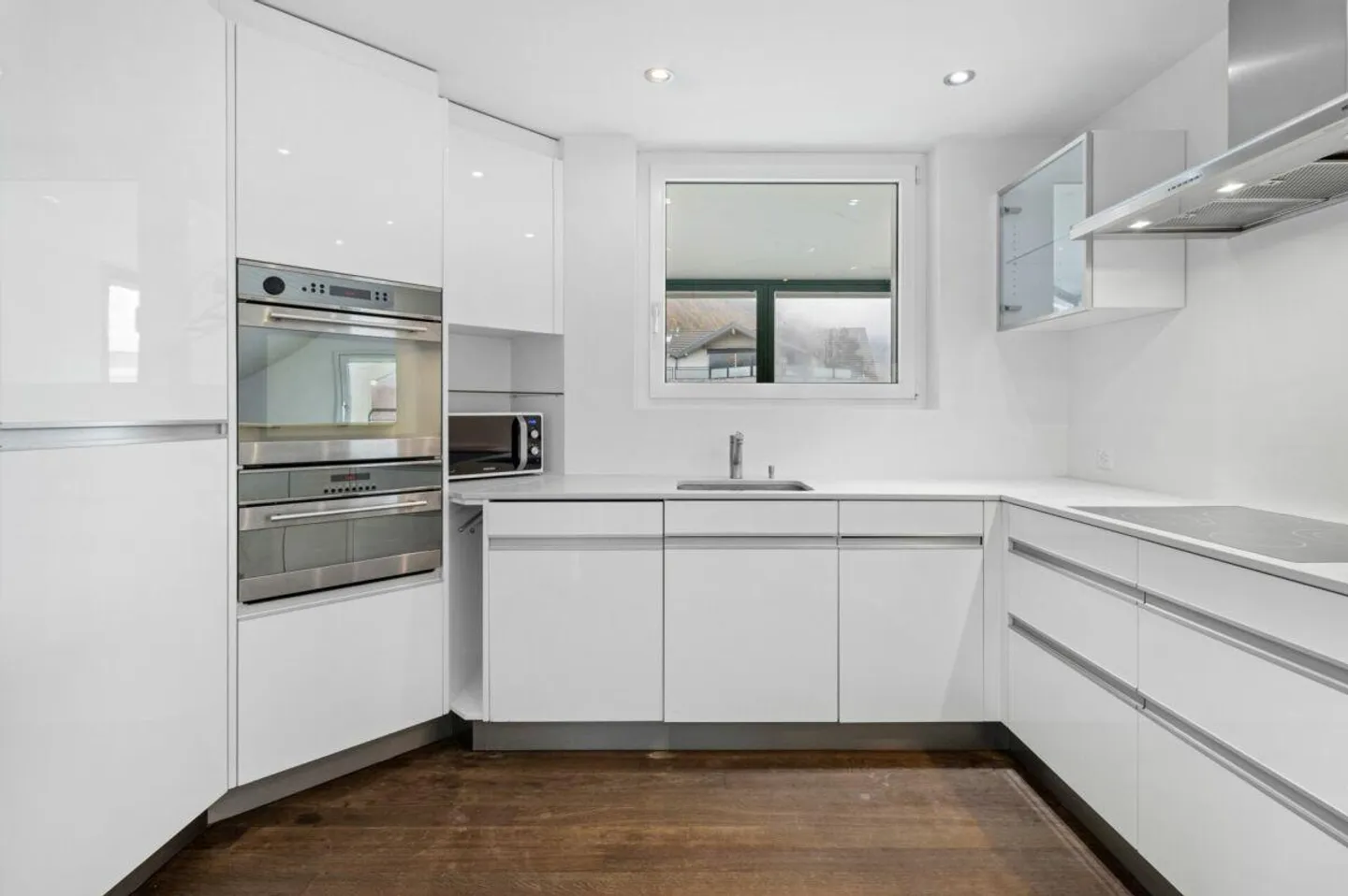 Living Above the Rooftops of Stans - Sunny, Stylish, Family-Friendly - Photo 4 of 14