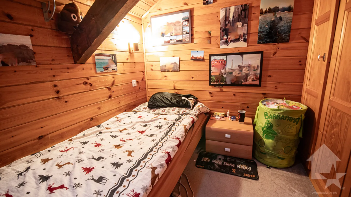 Large house with commercial space in the center of the village - Photo 16 of 38