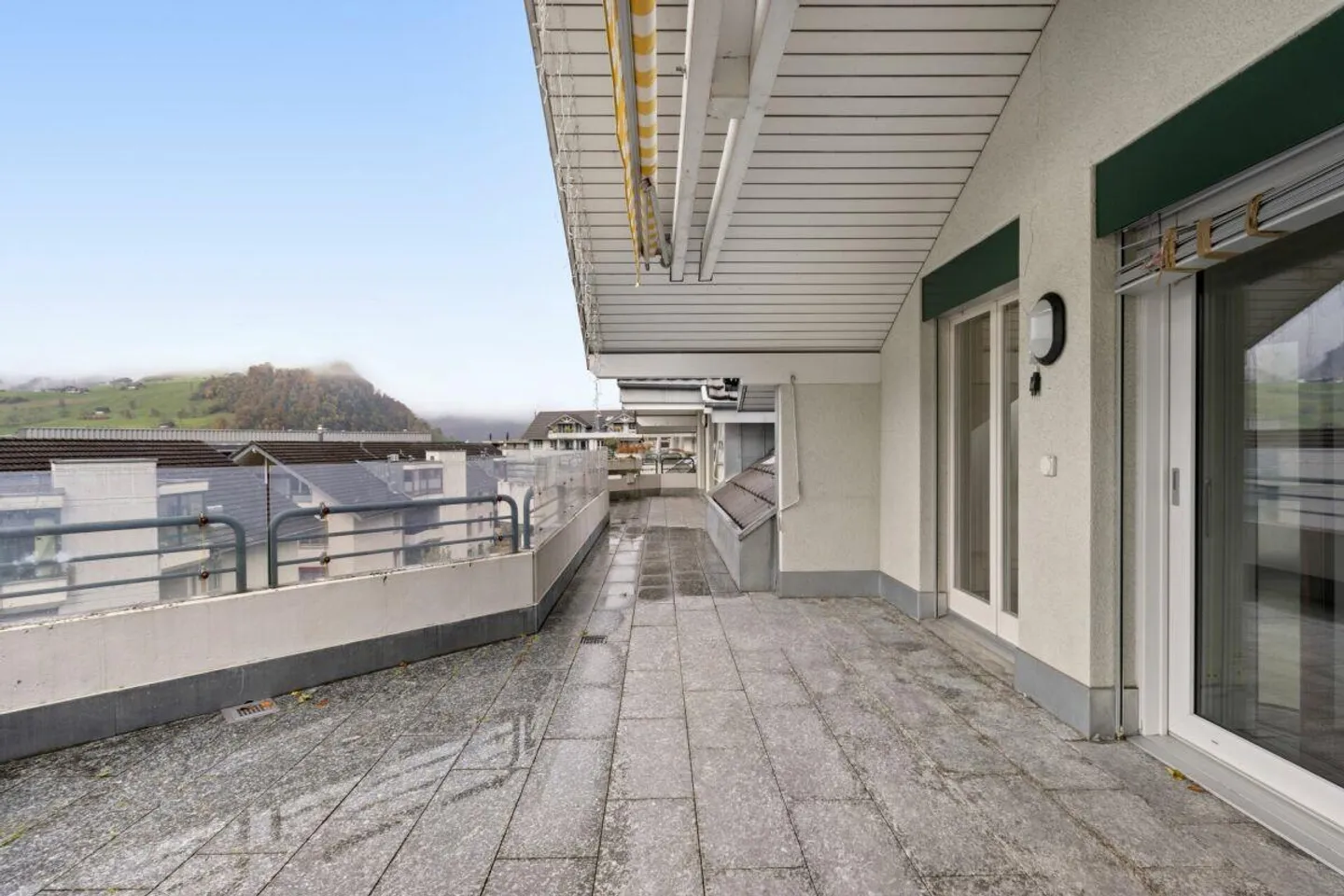 Living Above the Rooftops of Stans - Sunny, Stylish, Family-Friendly - Photo 11 of 14