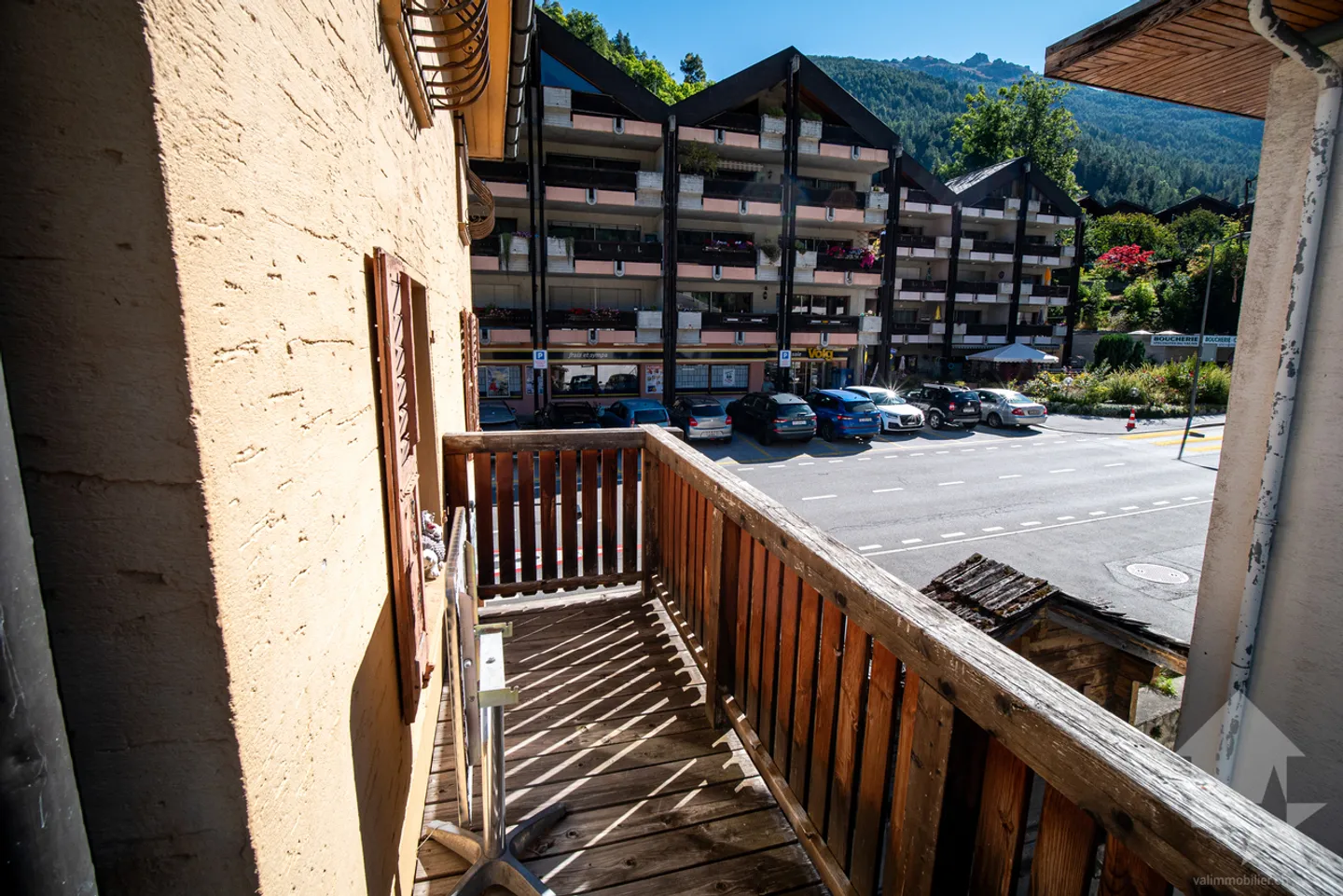 Large house with commercial space in the center of the village - Photo 31 of 38