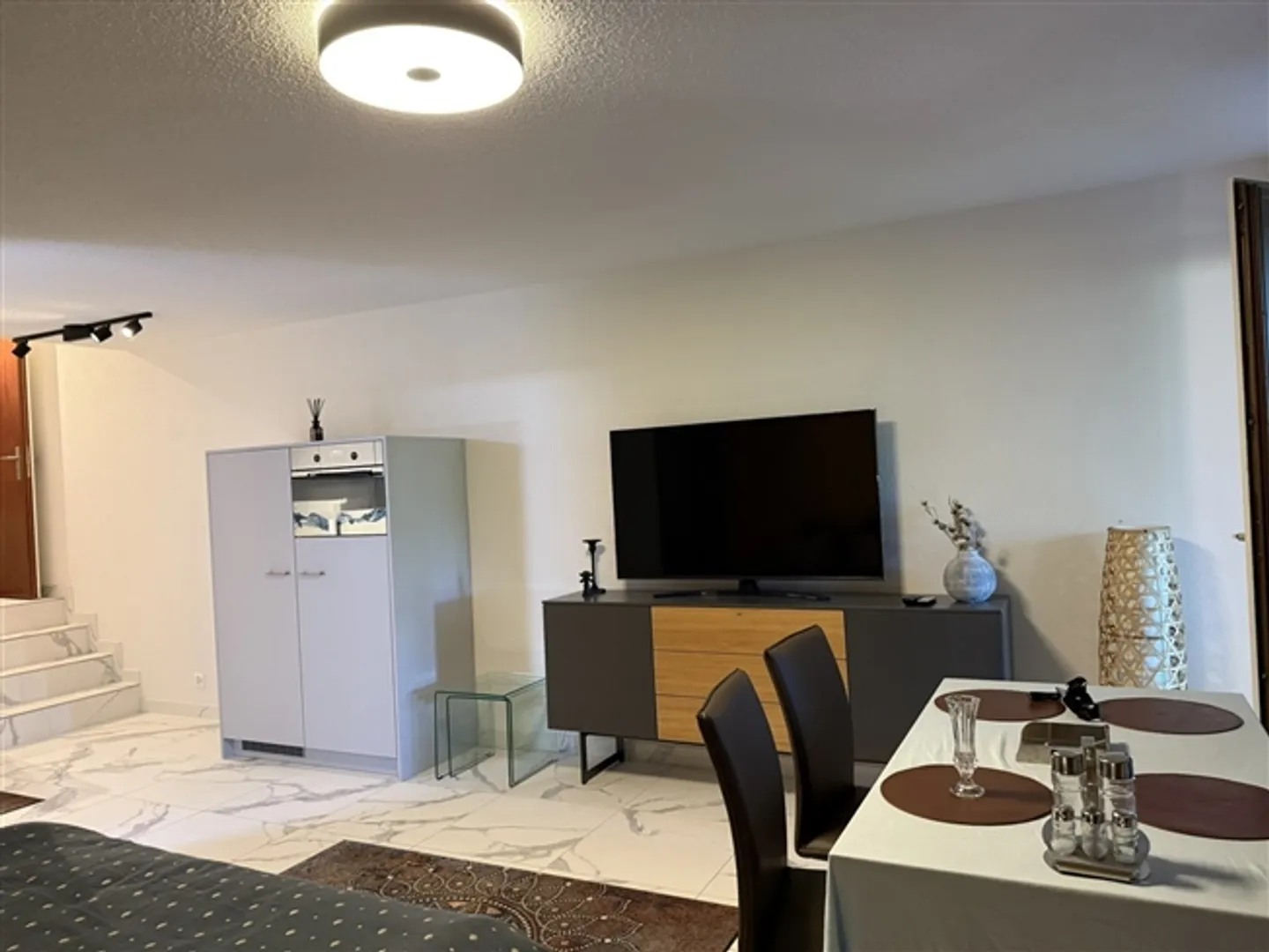 Appartamento Studio Elegante vicino al Centro di Zurigo | Completamente Arredato - Foto 5 di 13