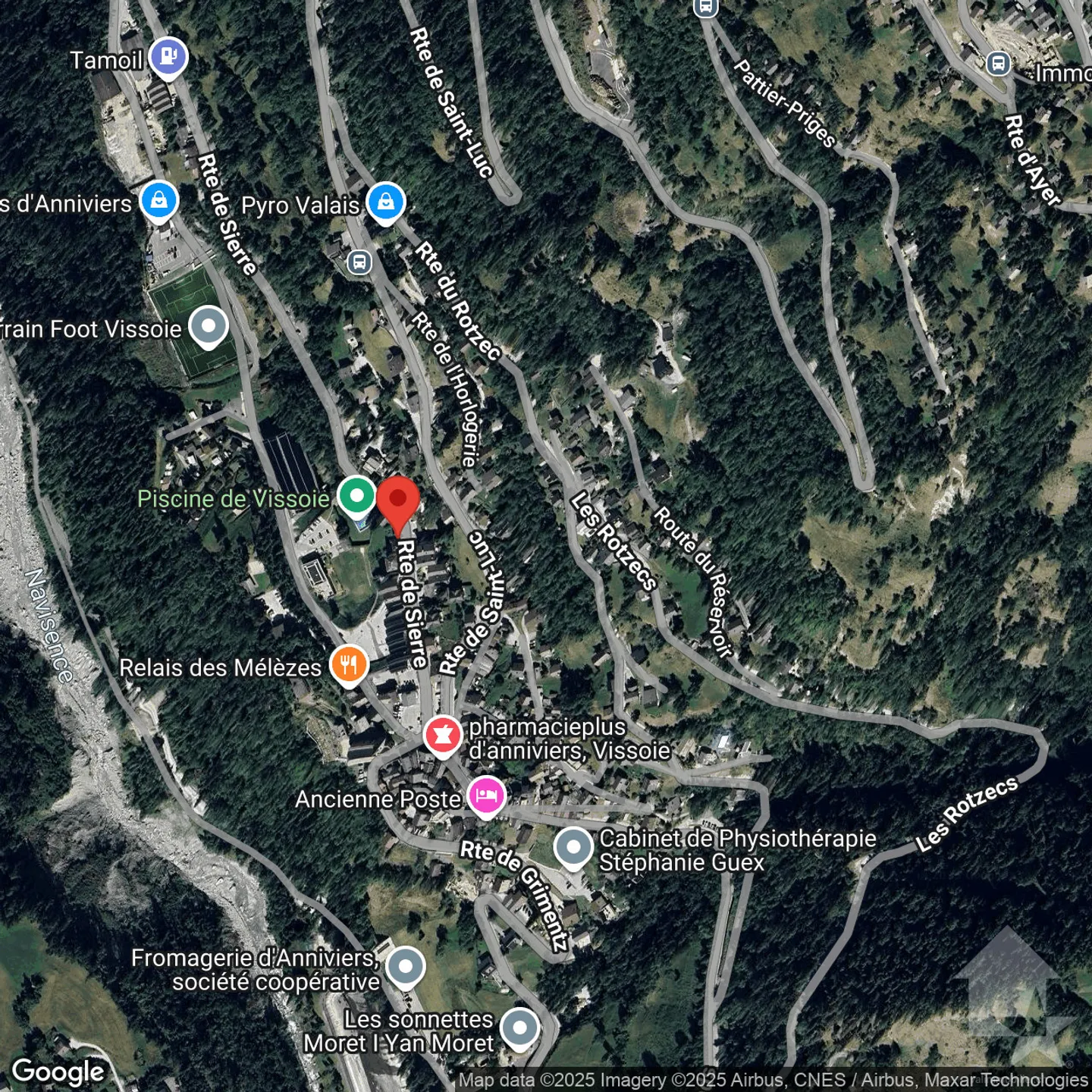 Large house with commercial space in the center of the village - Photo 38 of 38