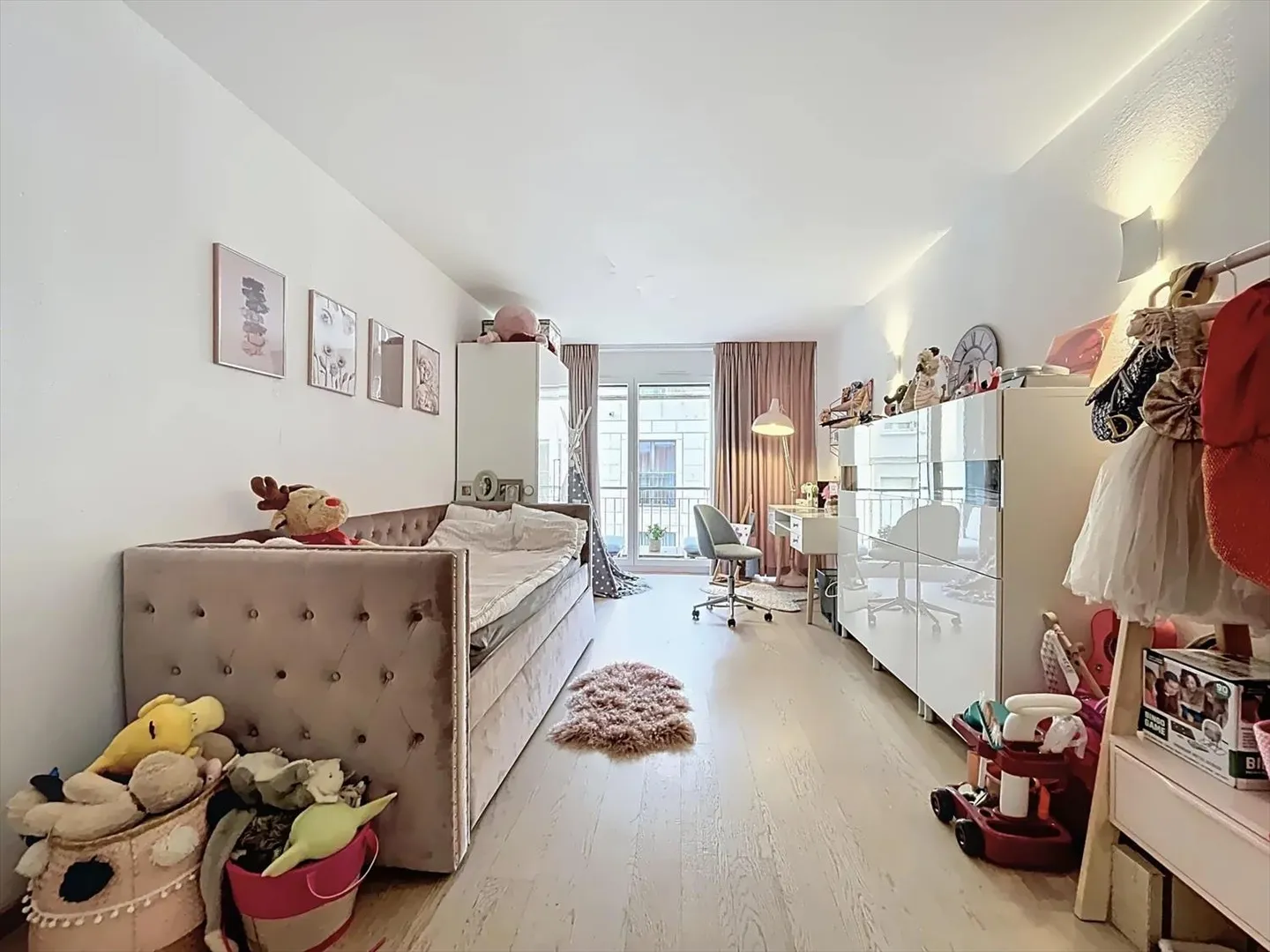 4.5-Room Apartment in the City Center - Photo 11 of 11