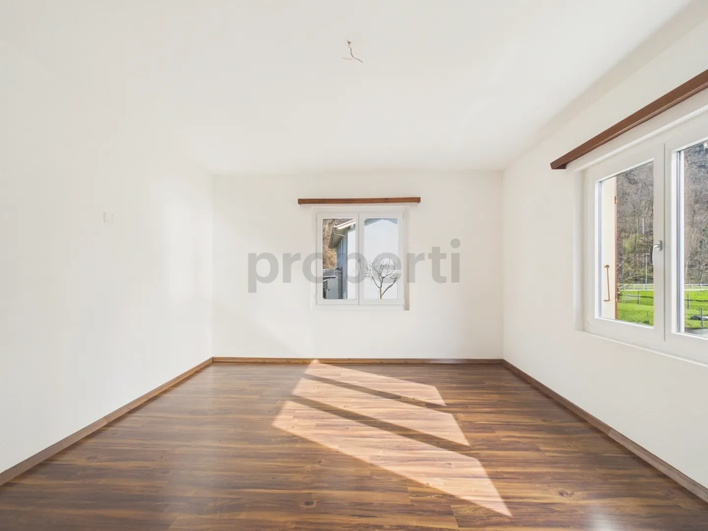 Elegantes Einfamilienhaus mit Bergblick - Foto 7 von 13