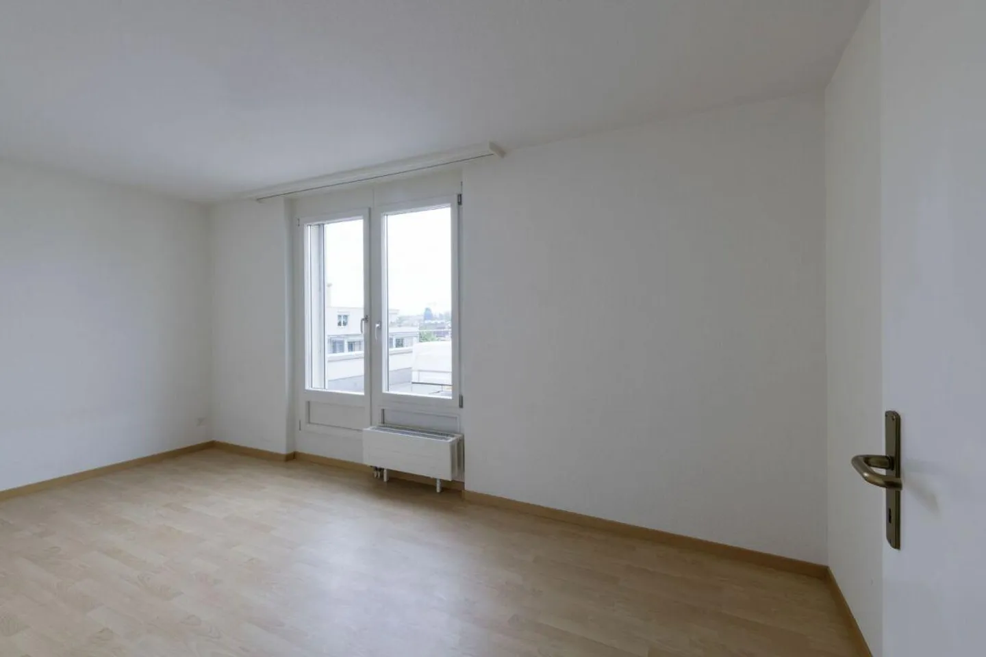 Appartamento attico di 4,5 stanze con ampia terrazza - Foto 8 di 11