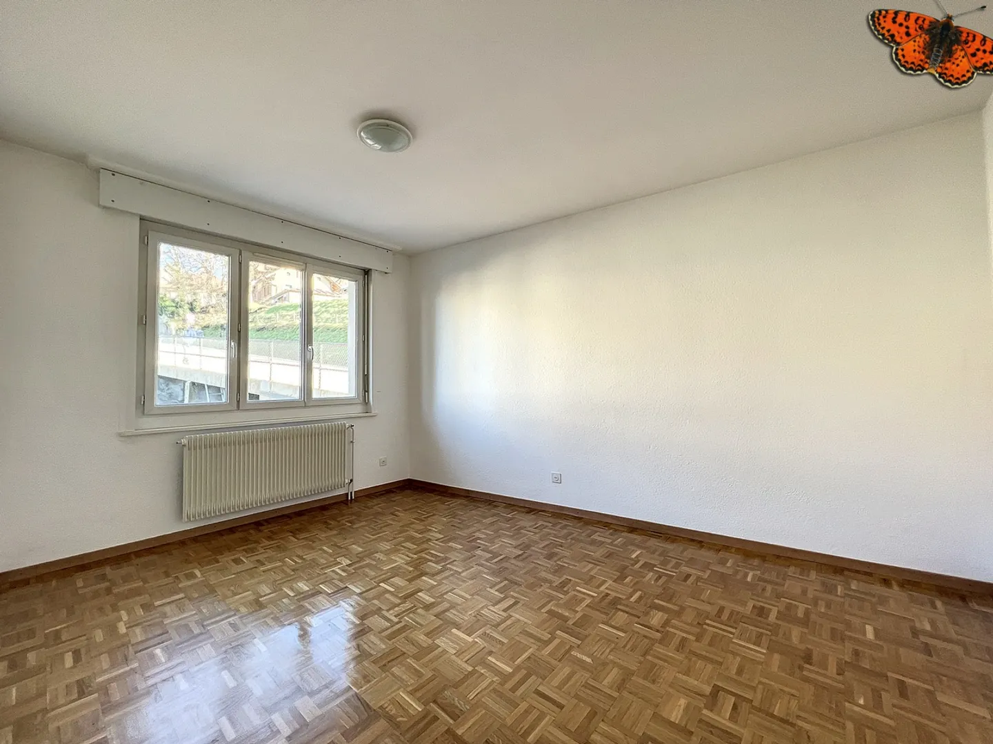 Luminoso appartamento di 4½ locali con giardino d'inverno e una superficie abitabile totale di 128 m²! - Foto 7 di 20