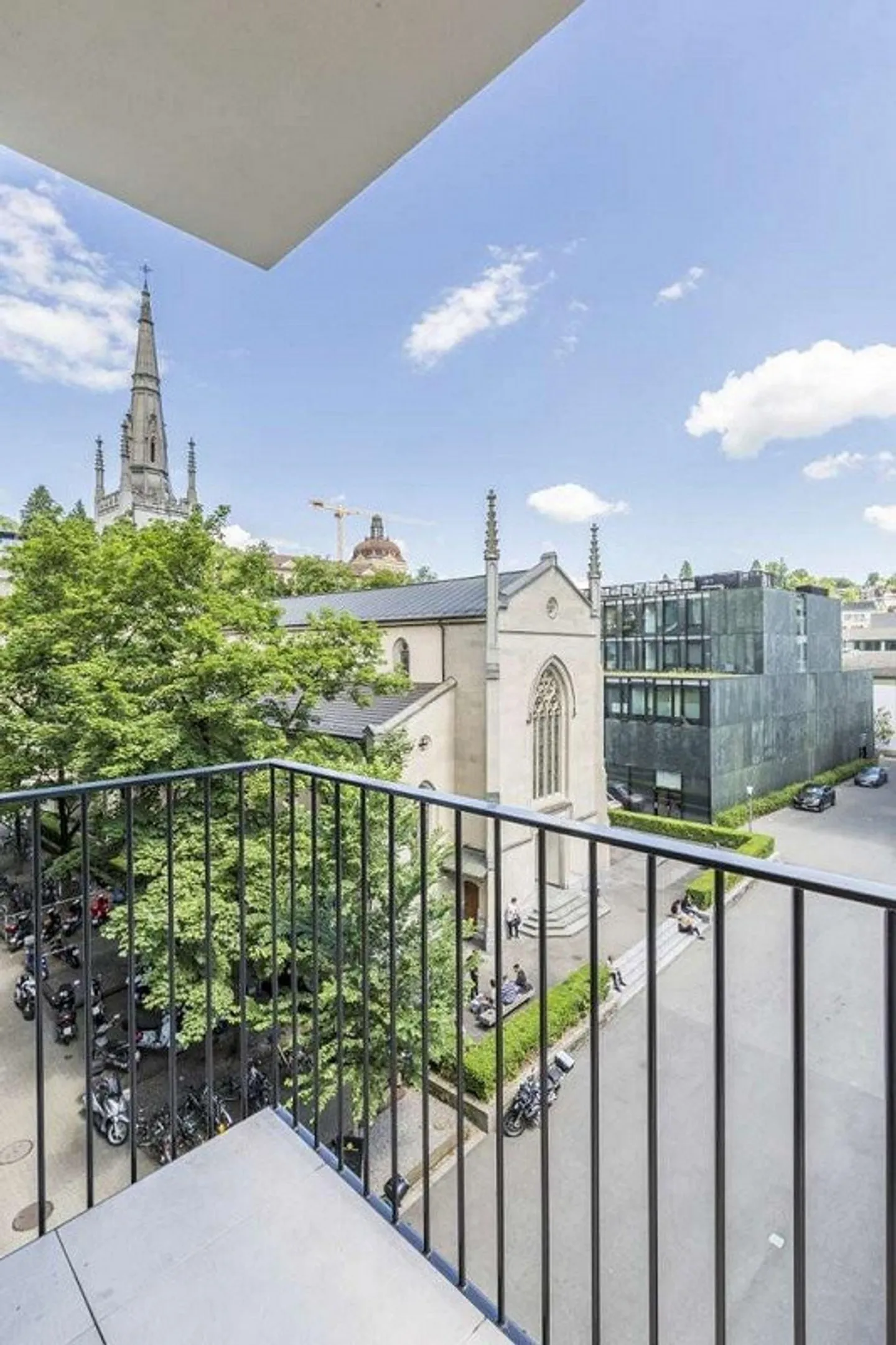 By the lake in the dream city of Lucerne - Photo 6 of 8