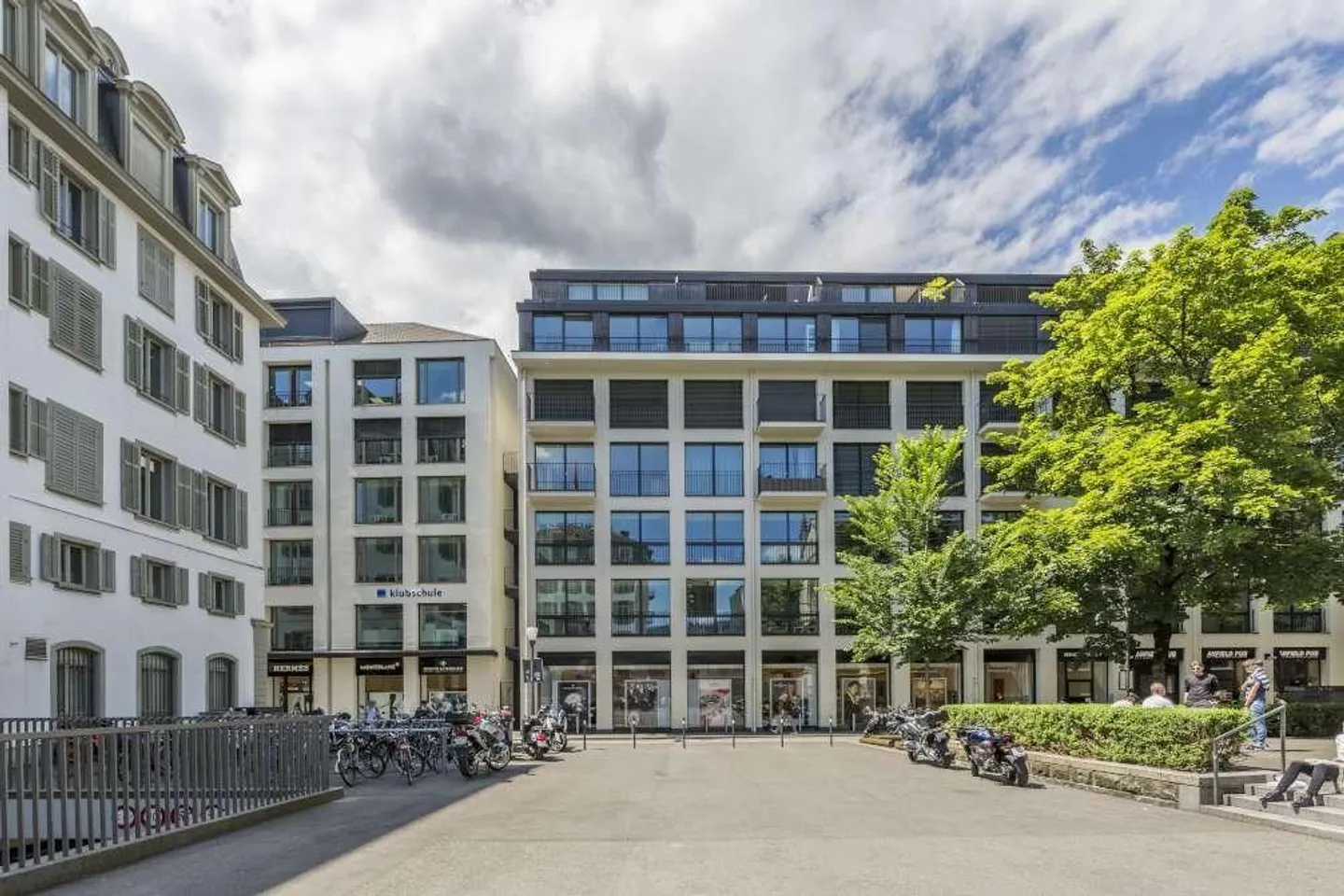 By the lake in the dream city of Lucerne - Photo 1 of 8