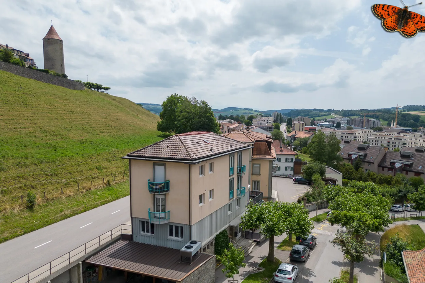 Luminoso appartamento di 4½ locali con giardino d'inverno e una superficie abitabile totale di 128 m²! - Foto 18 di 20