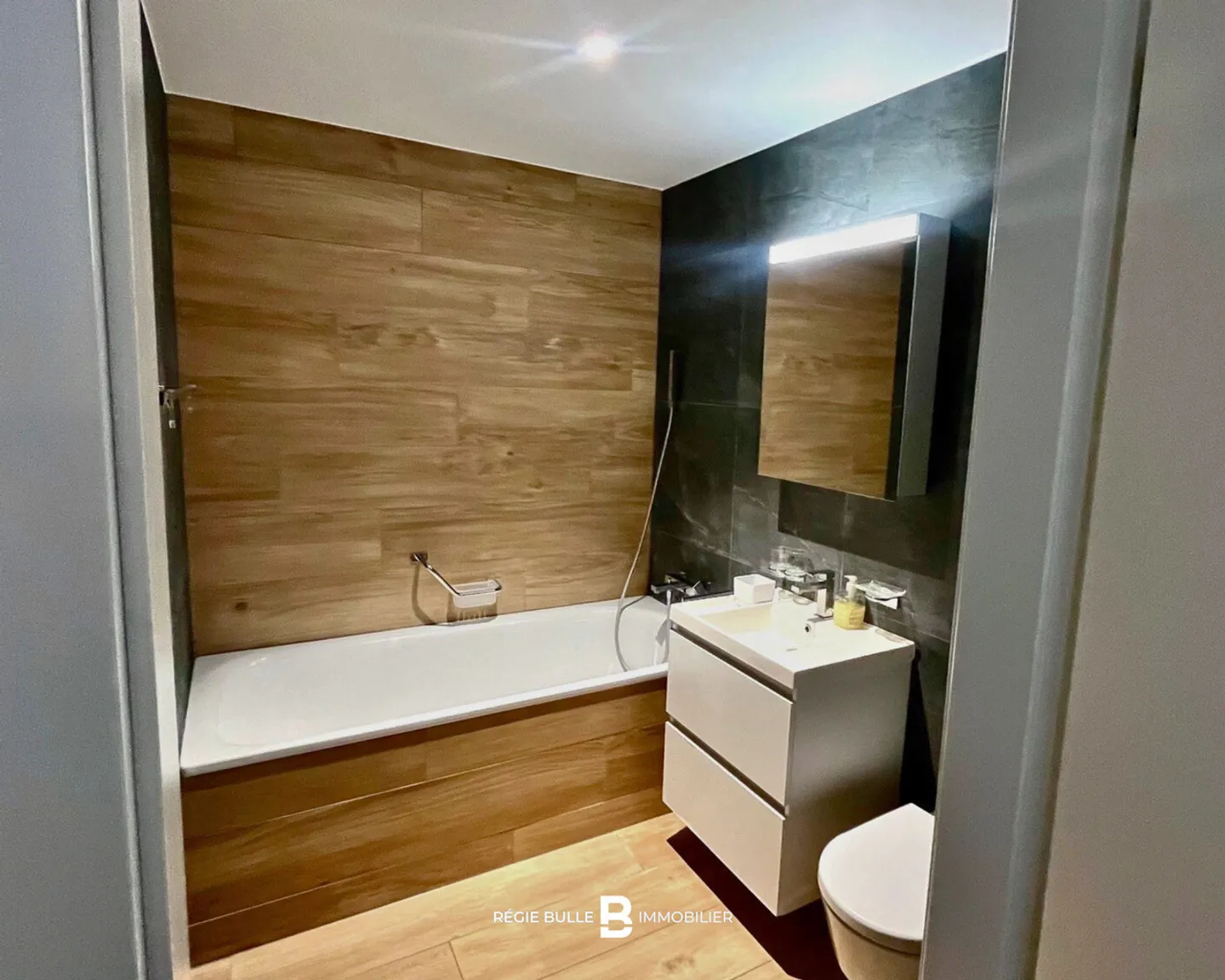 Bulle - Magnifique appartement de 3.5 pièces à louer - Photo 8 sur 9