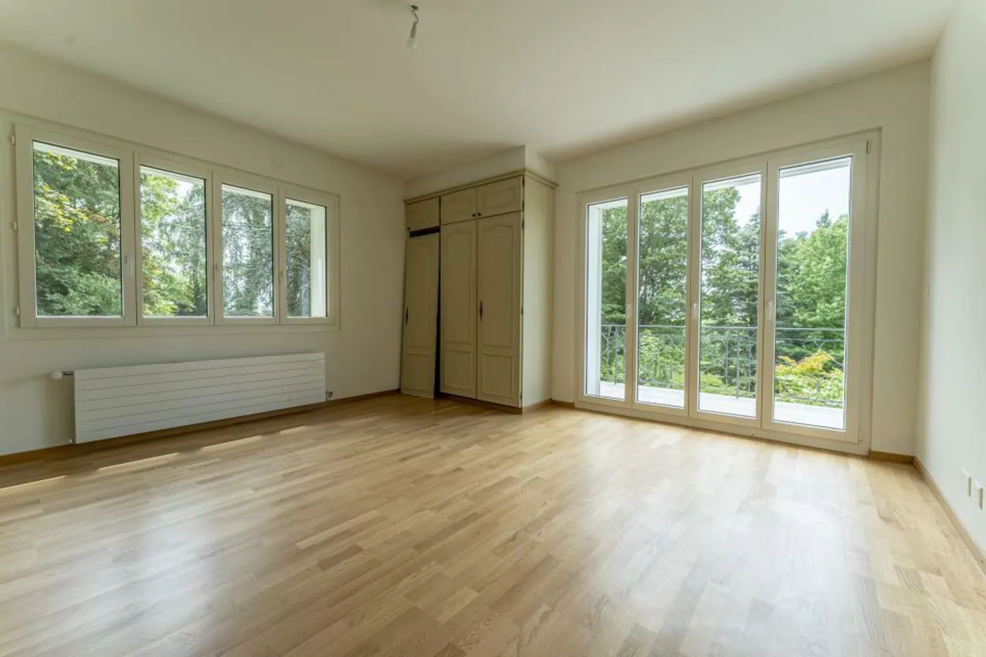 PROPRIÉTÉ MAGNIFIQUE PRÈS DE LAUSANNE - Photo 10 sur 13