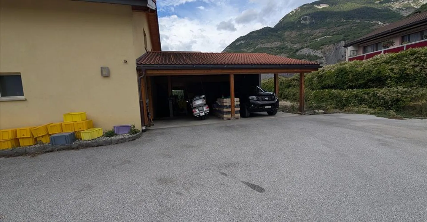 Villa 5.5 Zimmer - Foto 3 von 8