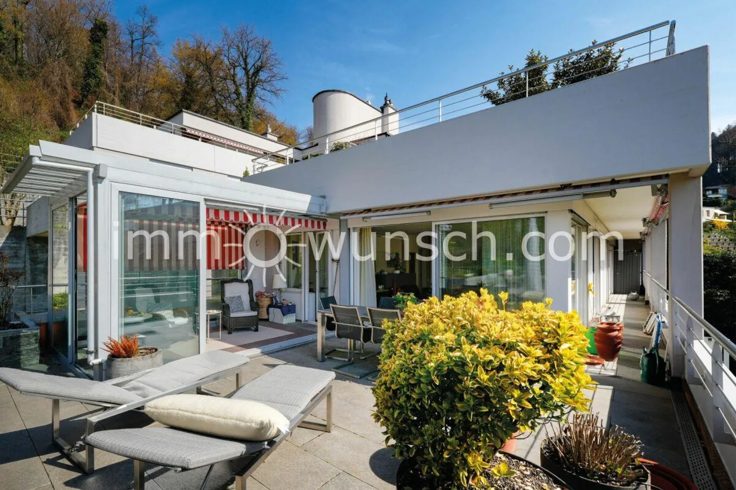3 ½ Zi. Wohnung mit 100m² Terrasse & Wintergarten, sowie Parkplatz ... - Photo 3 of 11