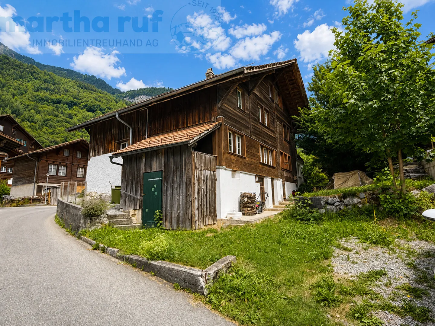 Traditional, cultivated single-family holiday home with alpine charm - Photo 1 of 17