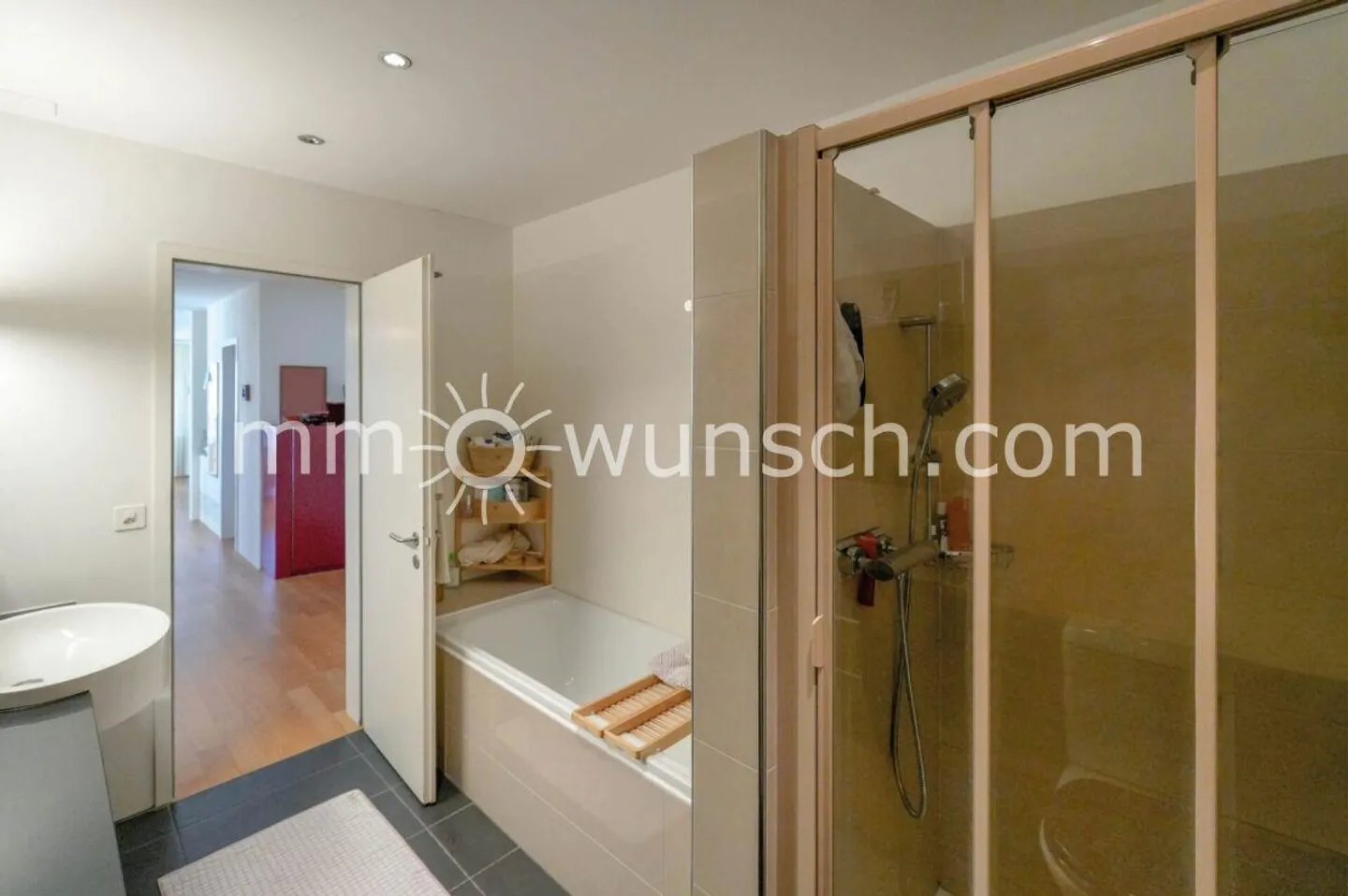 3 ½ Zi. Wohnung mit 100m² Terrasse & Wintergarten, sowie Parkplatz ... - Photo 8 of 11