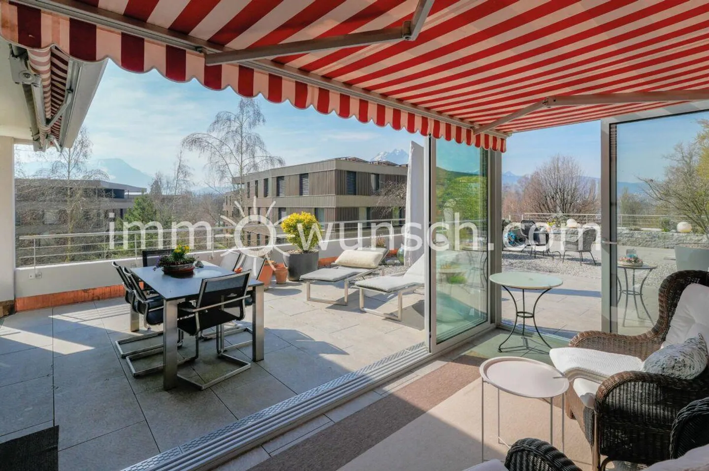 3 ½ Zi. Wohnung mit 100m² Terrasse & Wintergarten, sowie Parkplatz ... - Photo 11 of 11